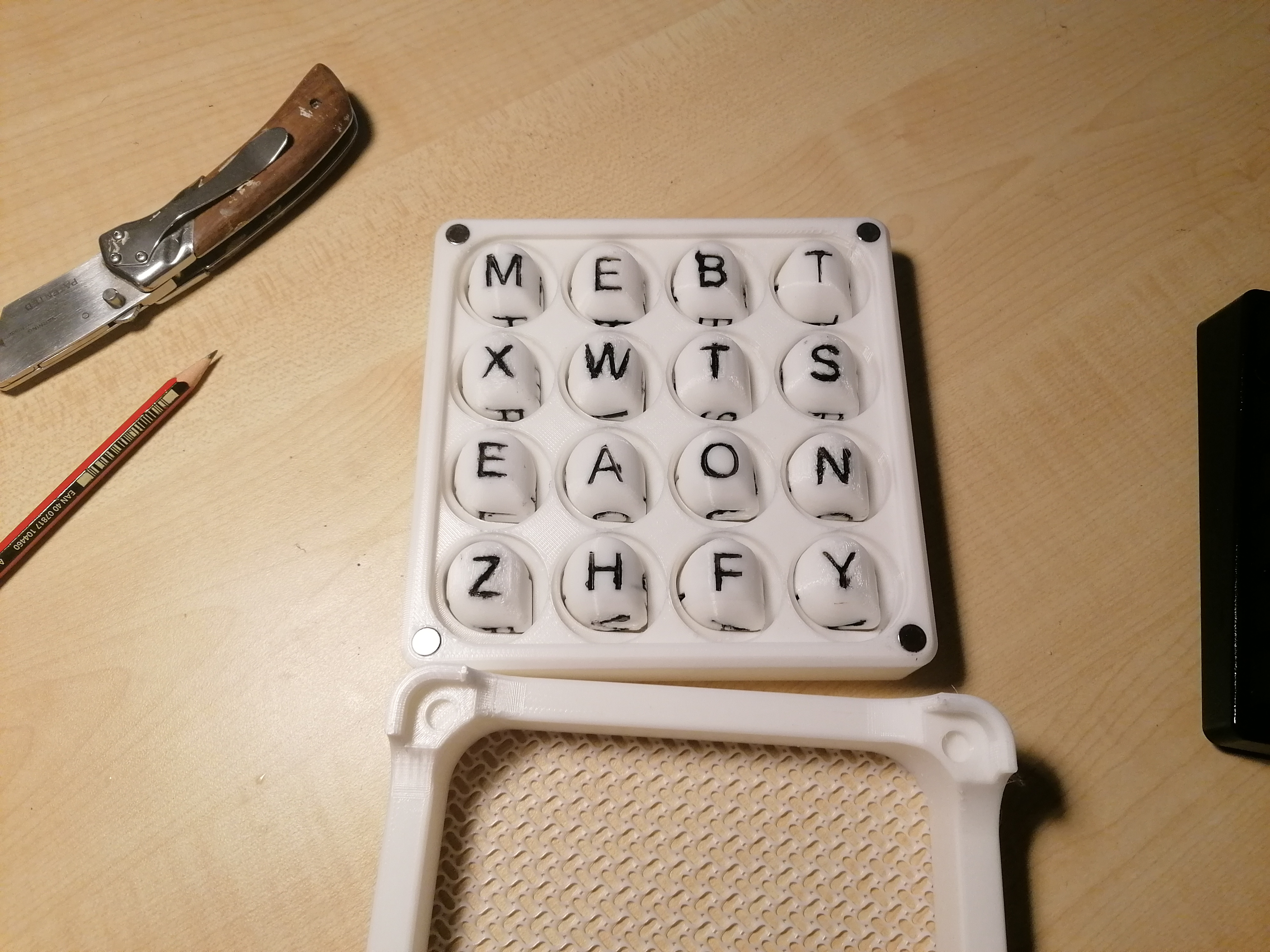 Self-aligning Boggle