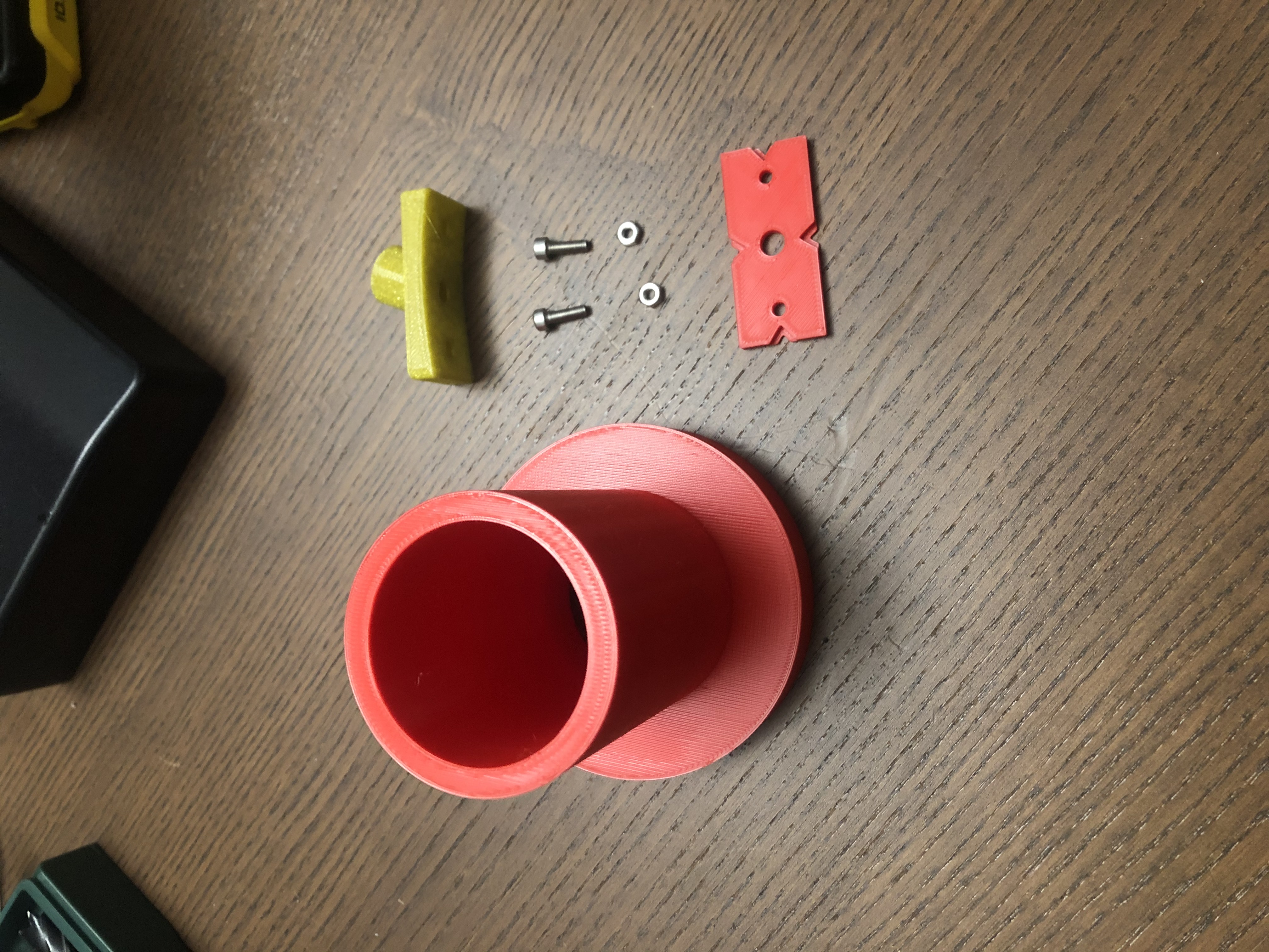 Miniatura 2 do modelo 3D Drybox Toperware Round
