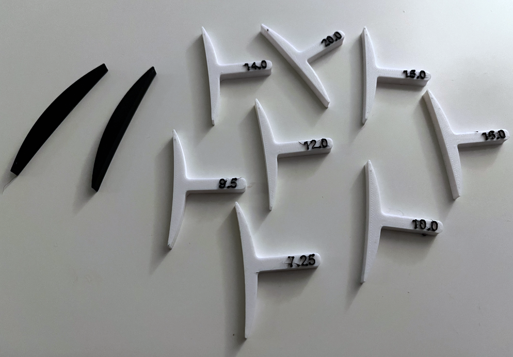 Guitar fretboard/neck radius gauges