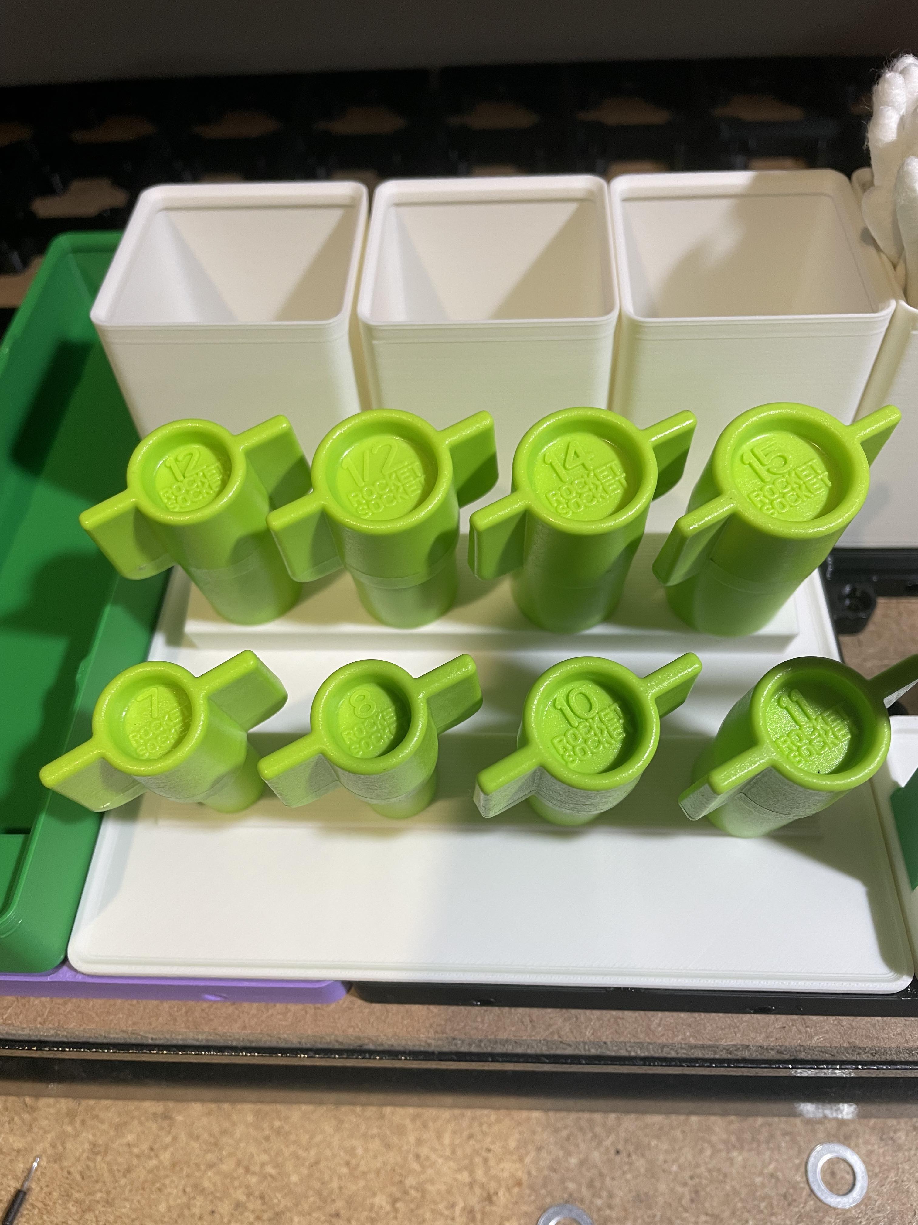 Hex Socket (Rocket Sockets) Gridfinity Holder by Sam Download free