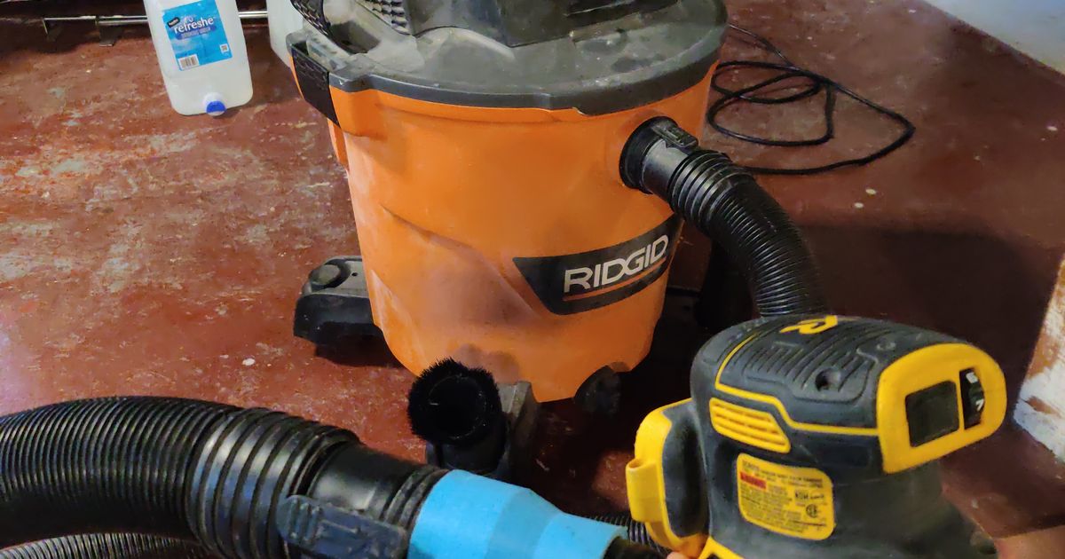 DeWalt cordless tool vacuum adapter by KnifeWrench Download free STL