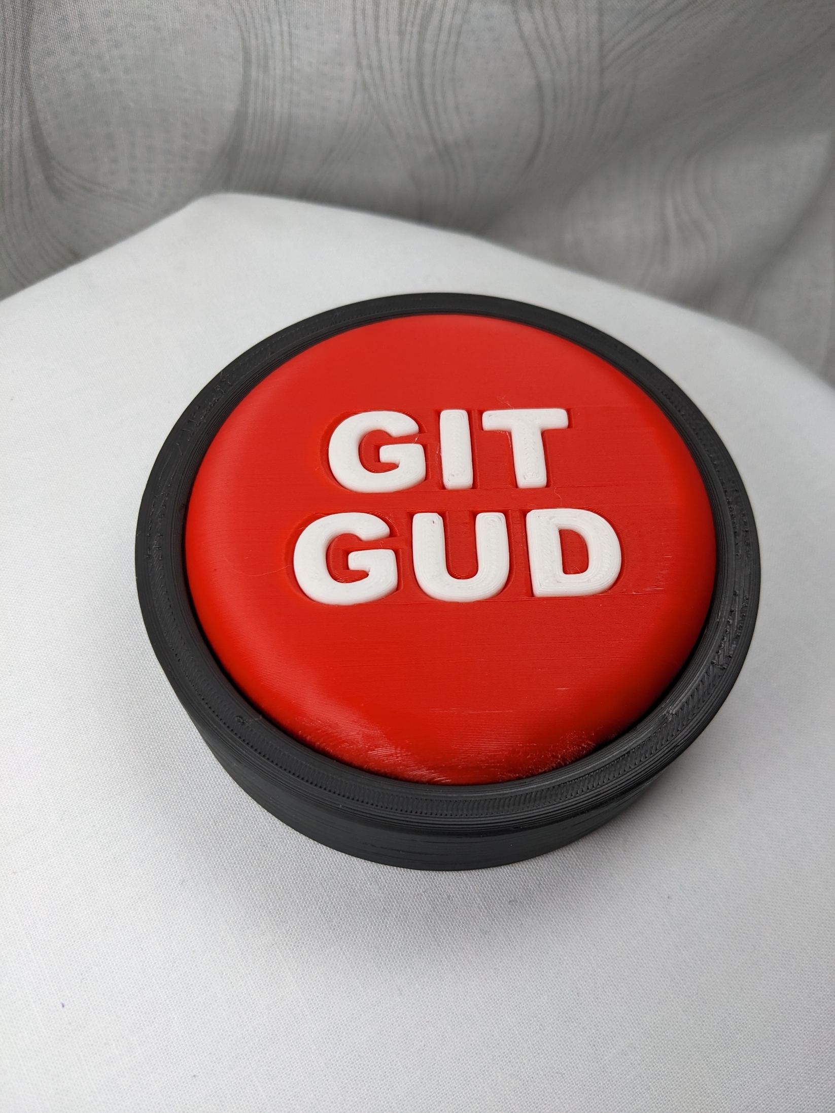 Git Gud Button by P ratt, Download free STL model