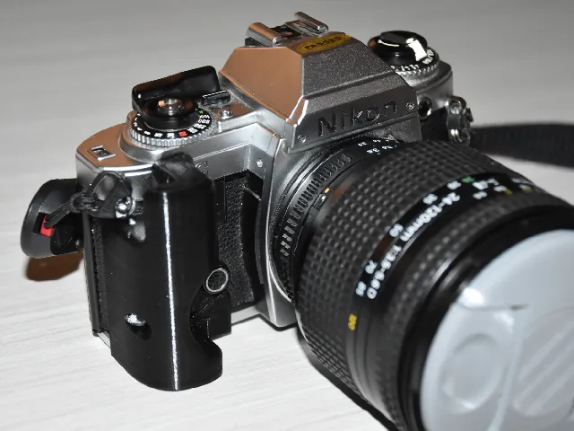 Handle for Nikon FG