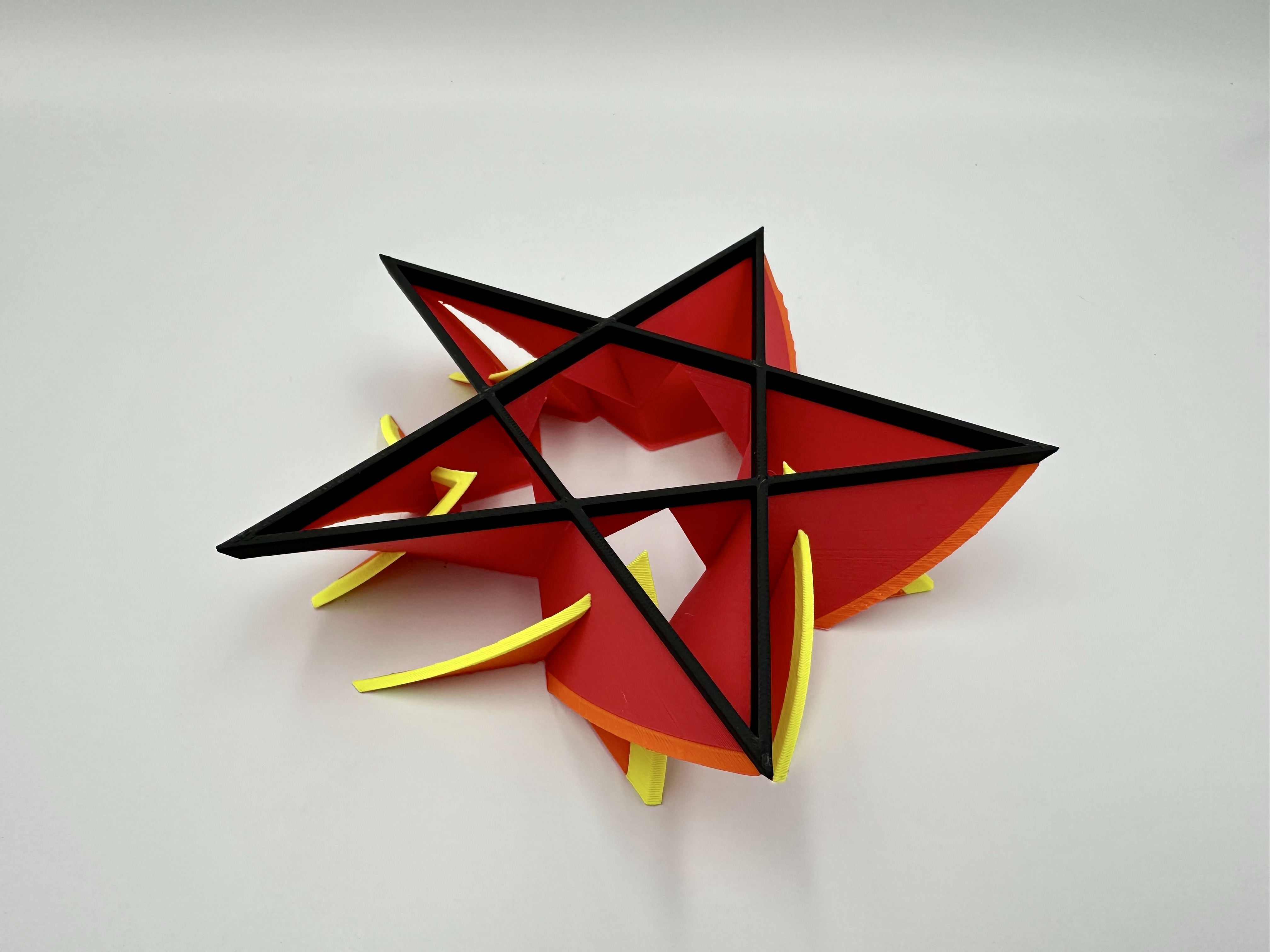Miniatura 2 do modelo 3D Flaming Pentagram Flower