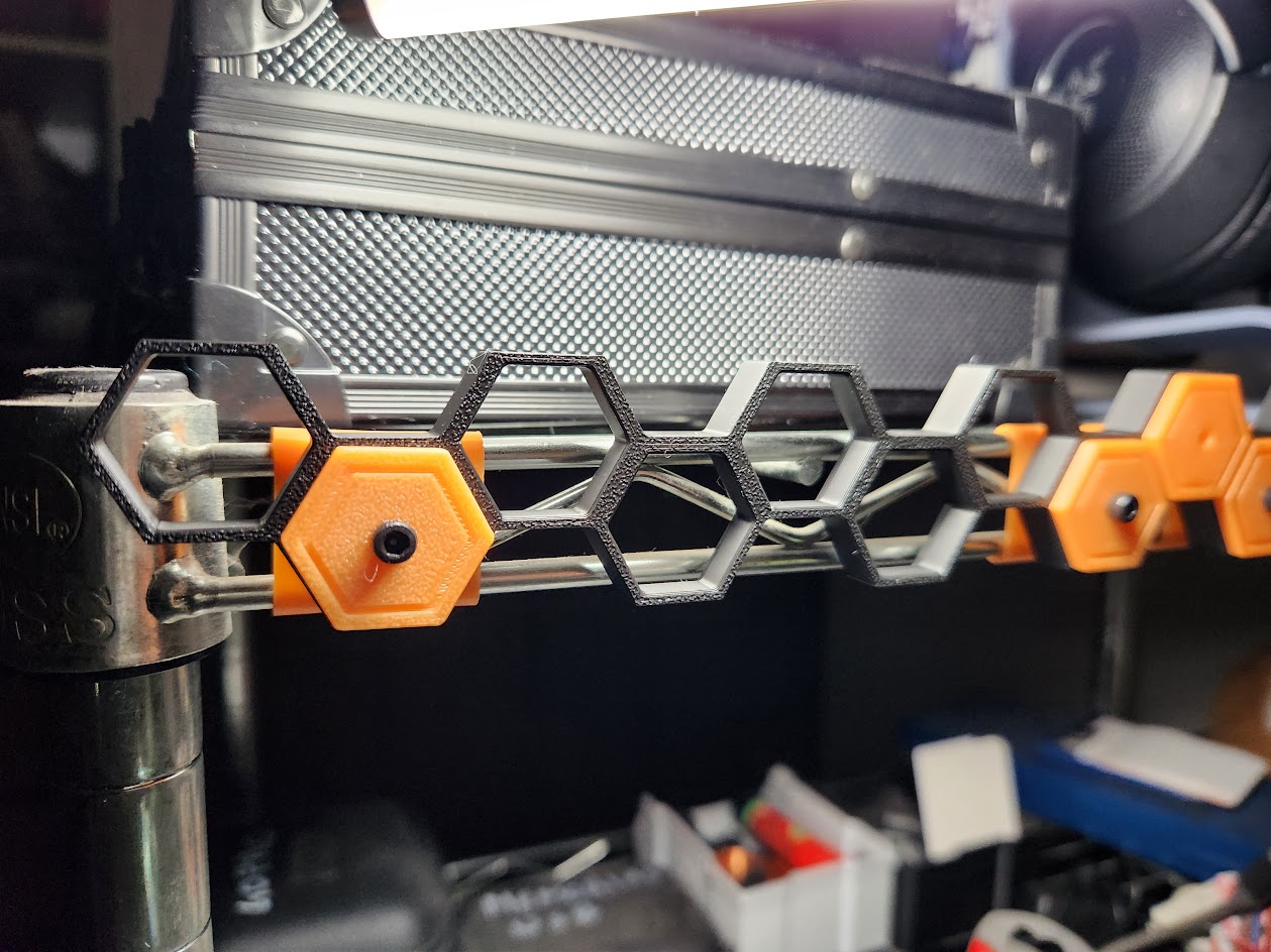Honeycomb Storage Wall Clip for Wire Shelving