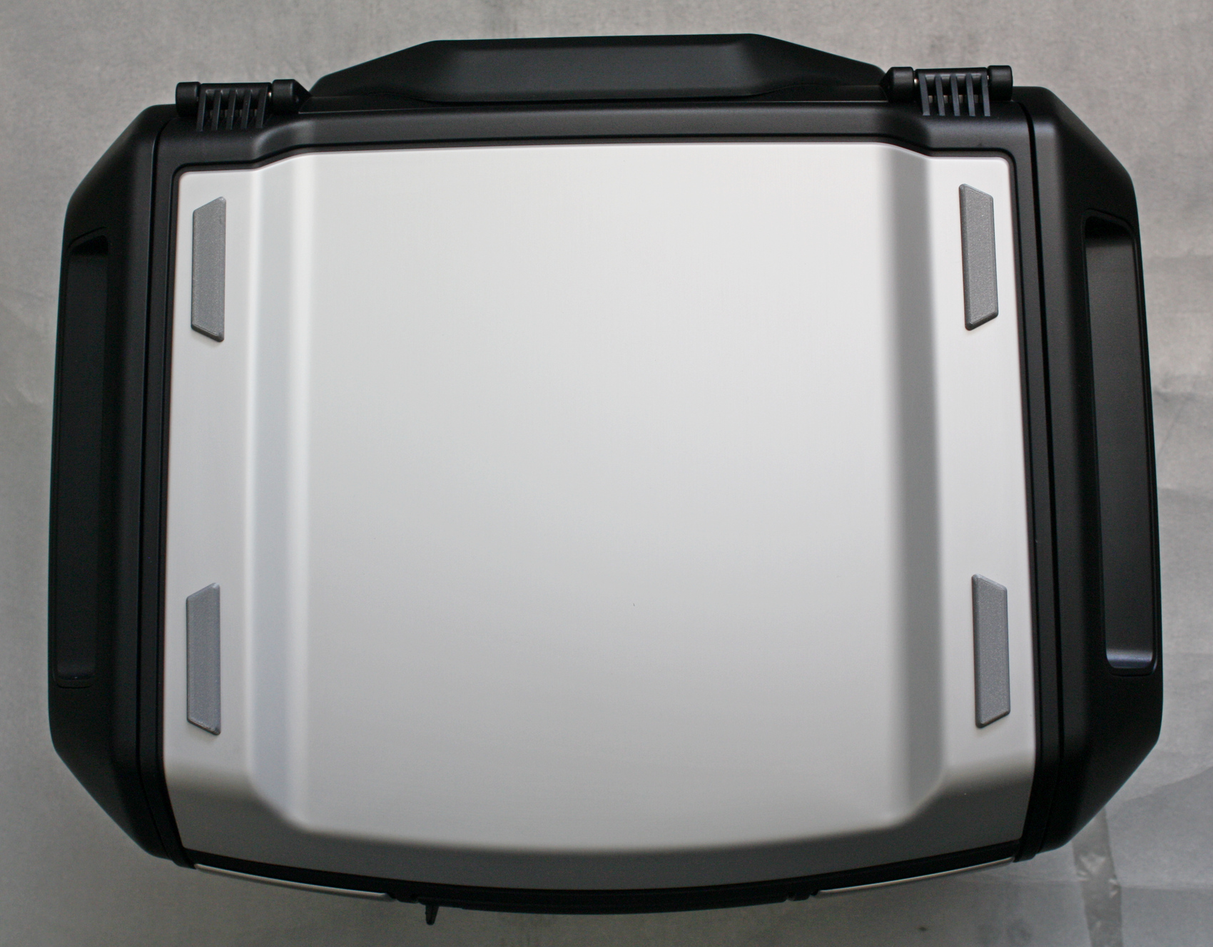 BMW R1300GS Vario Topcase strap eyelet replacement with skidpads