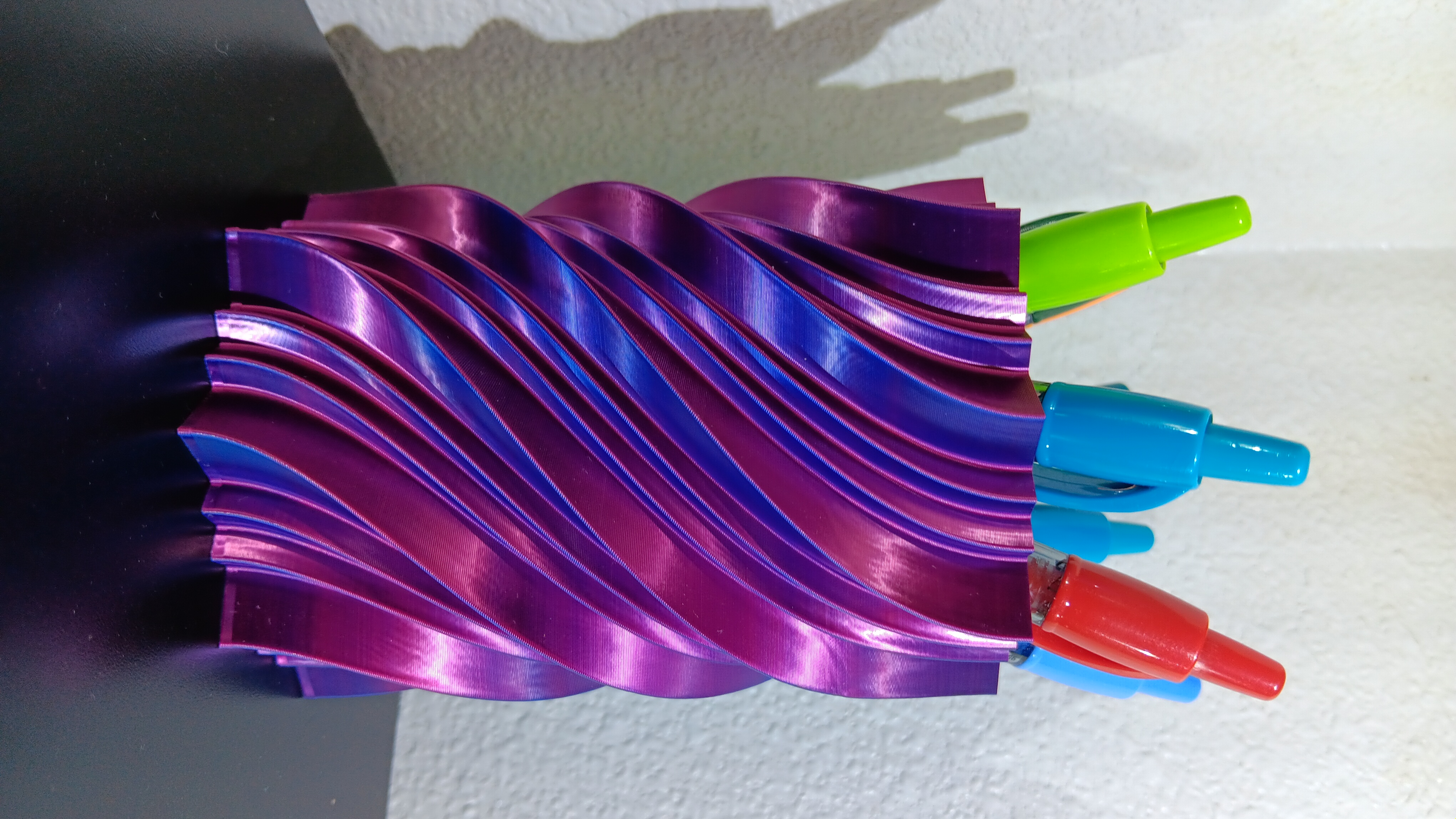 Twisted Pen Cup Style 1