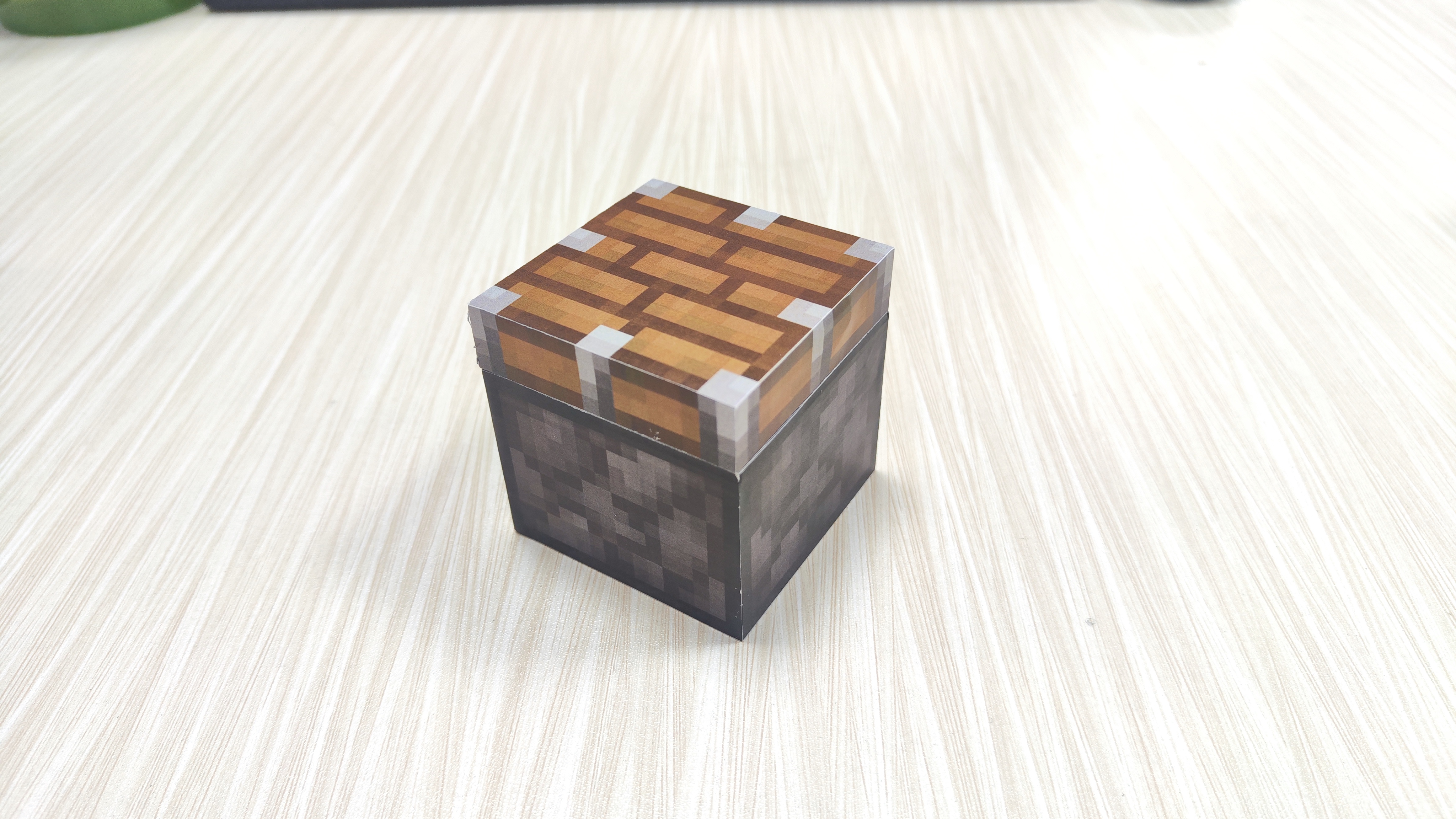 Minecraft Piston assembled model（MC活塞手机支架）