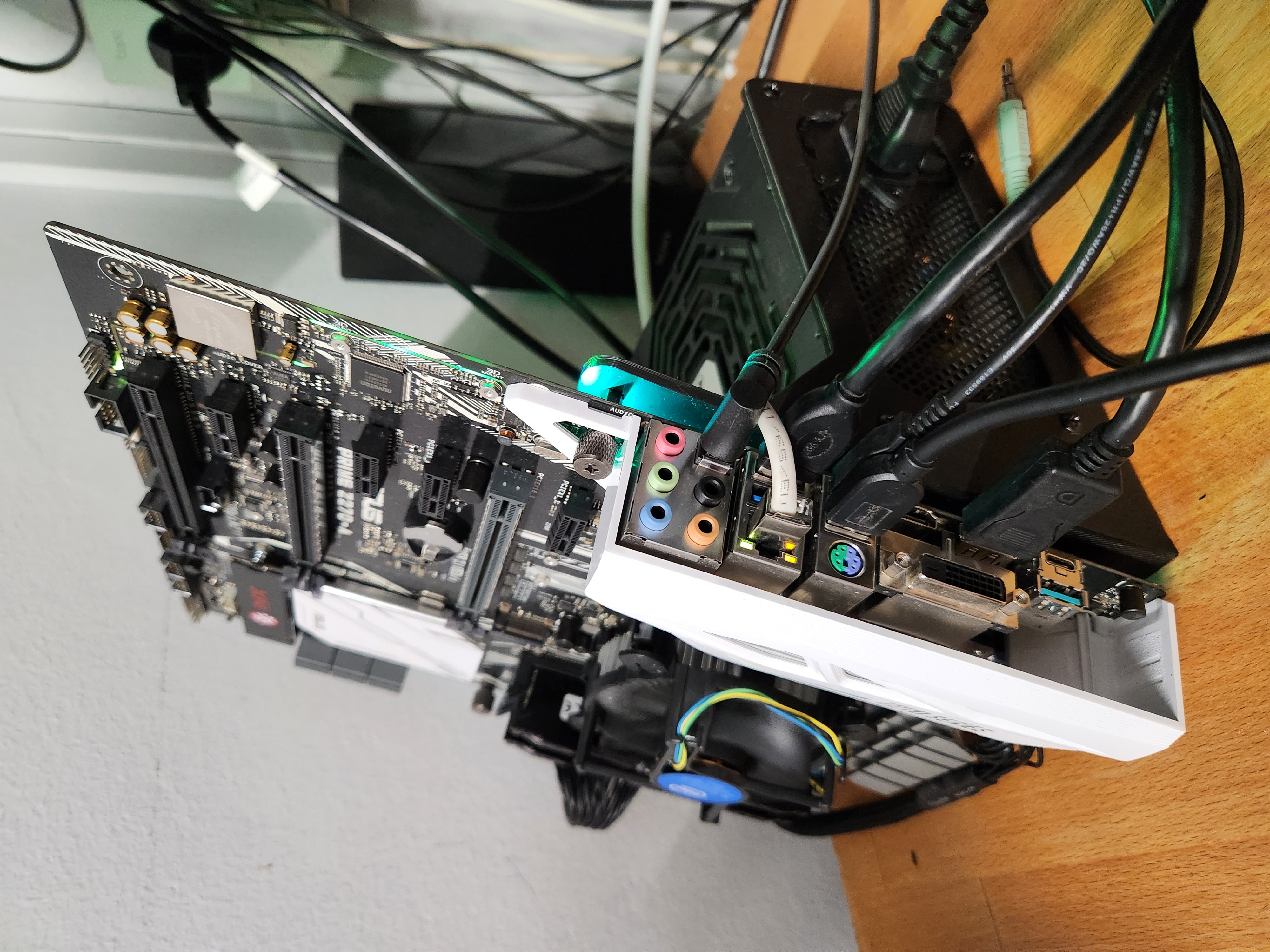 PC Open Air Case Test Bench