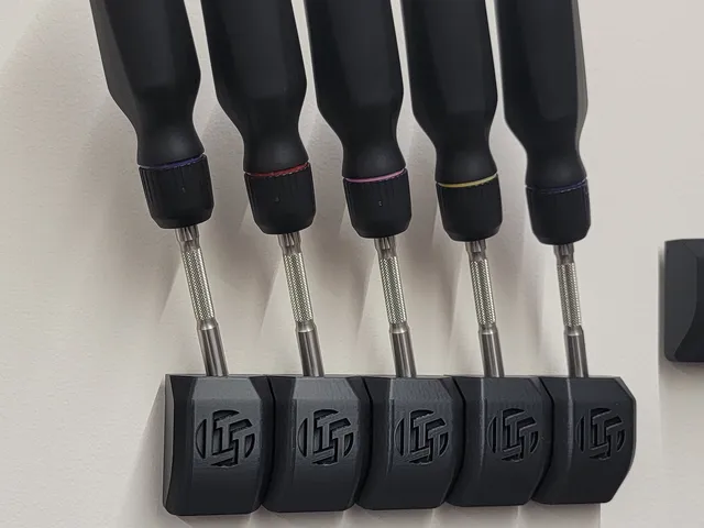 LTT Screwdriver Wall Display
