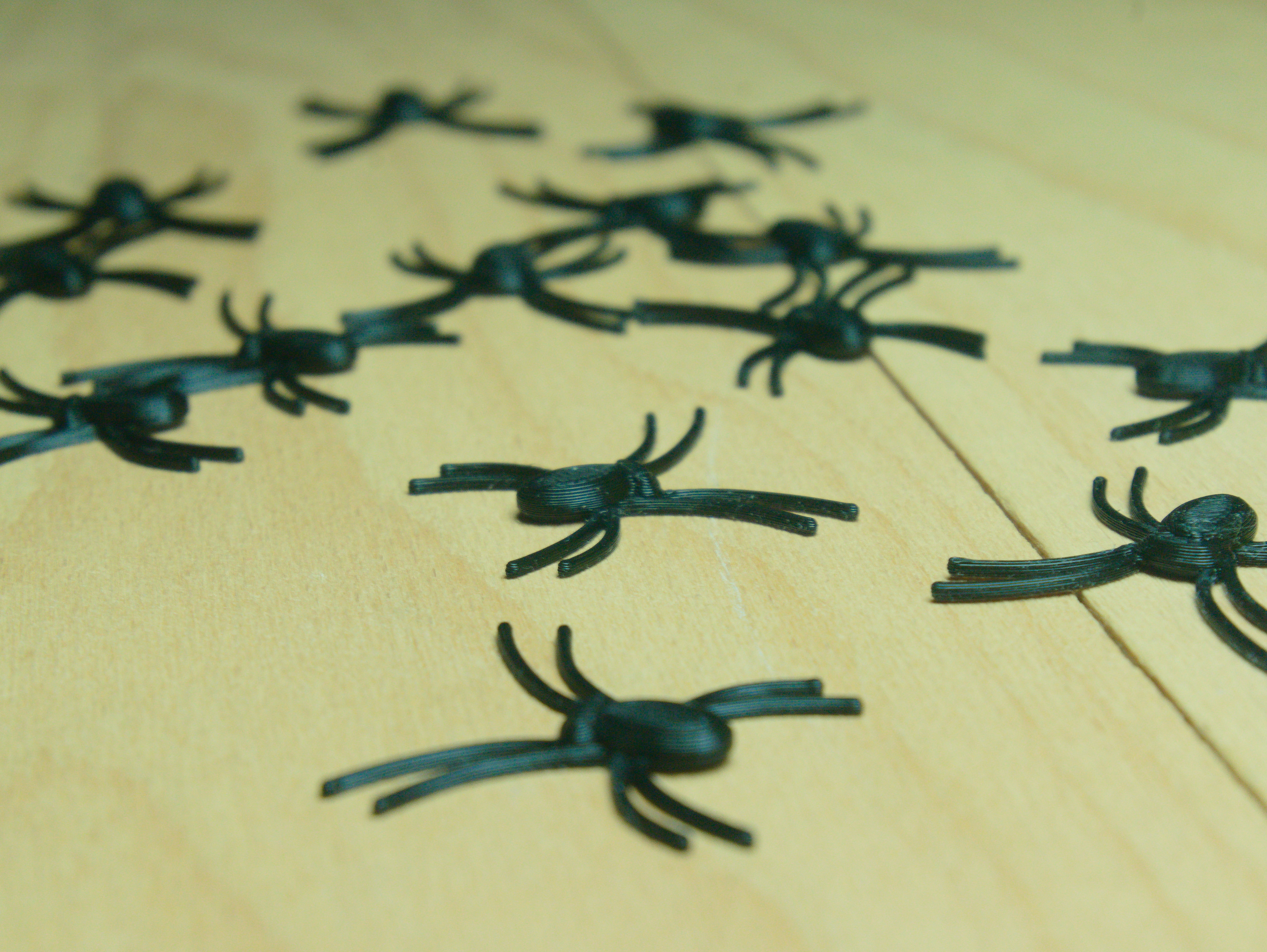 Miniatura 3 do modelo 3D Tiny Halloween Spiders!