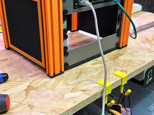 Desktop Switch Rack