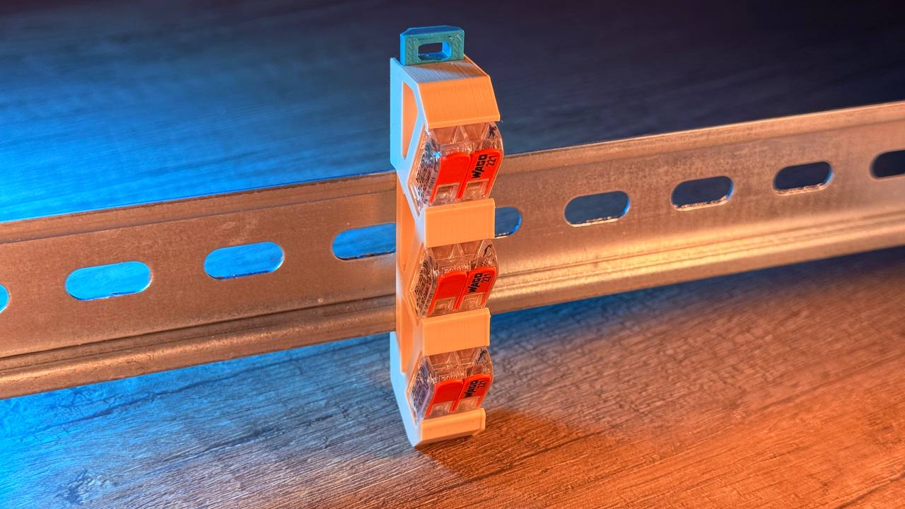 DIN rail holder for 3x WAGO 221-412