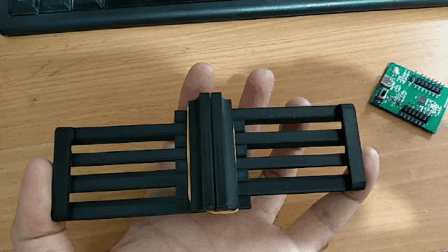Miniatura 2 do modelo 3D Single print PCB Vise