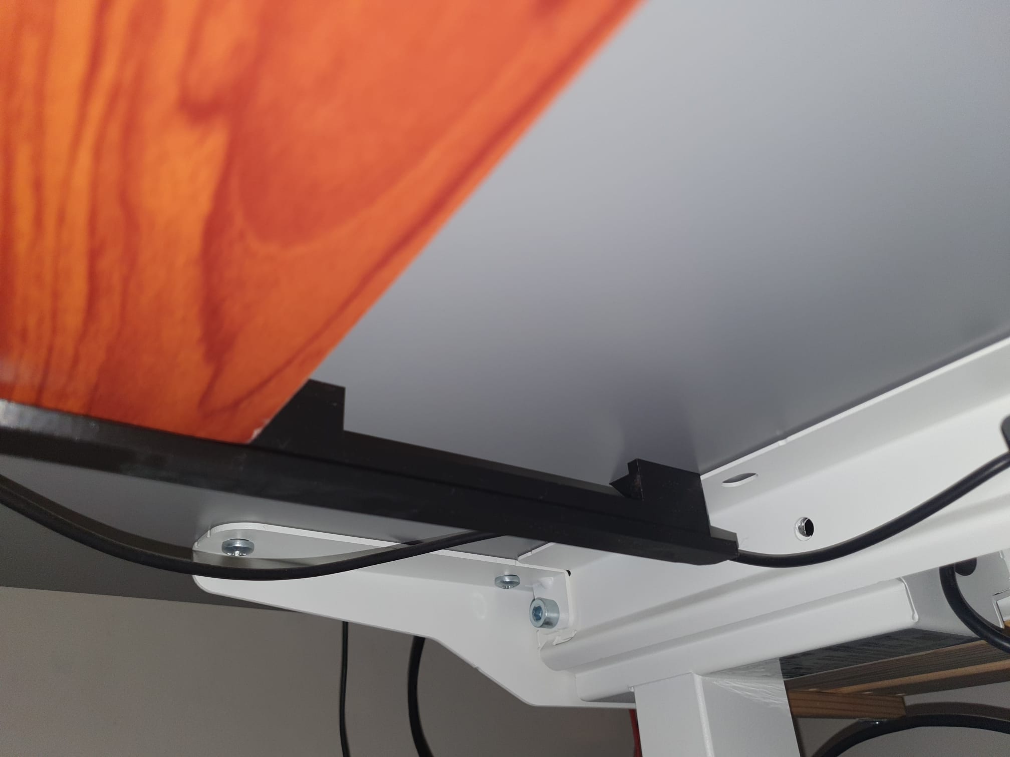 Drawer slider for underdesk