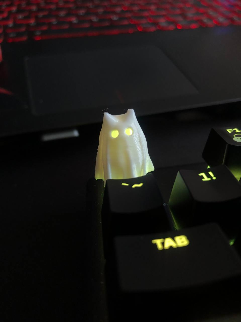 Miniatura 4 do modelo 3D Keycap Cat ghost tiny