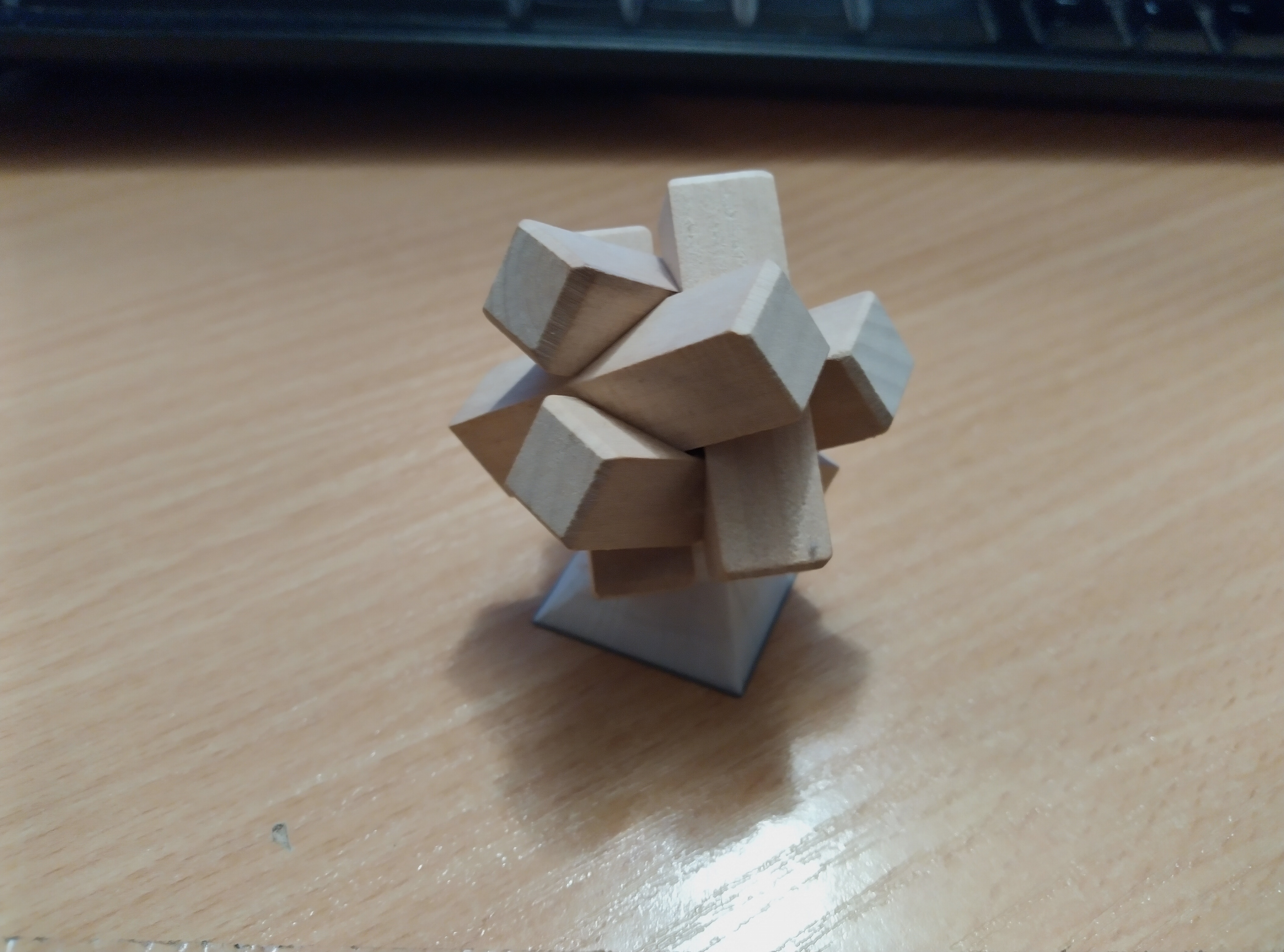 Puzzle Stand