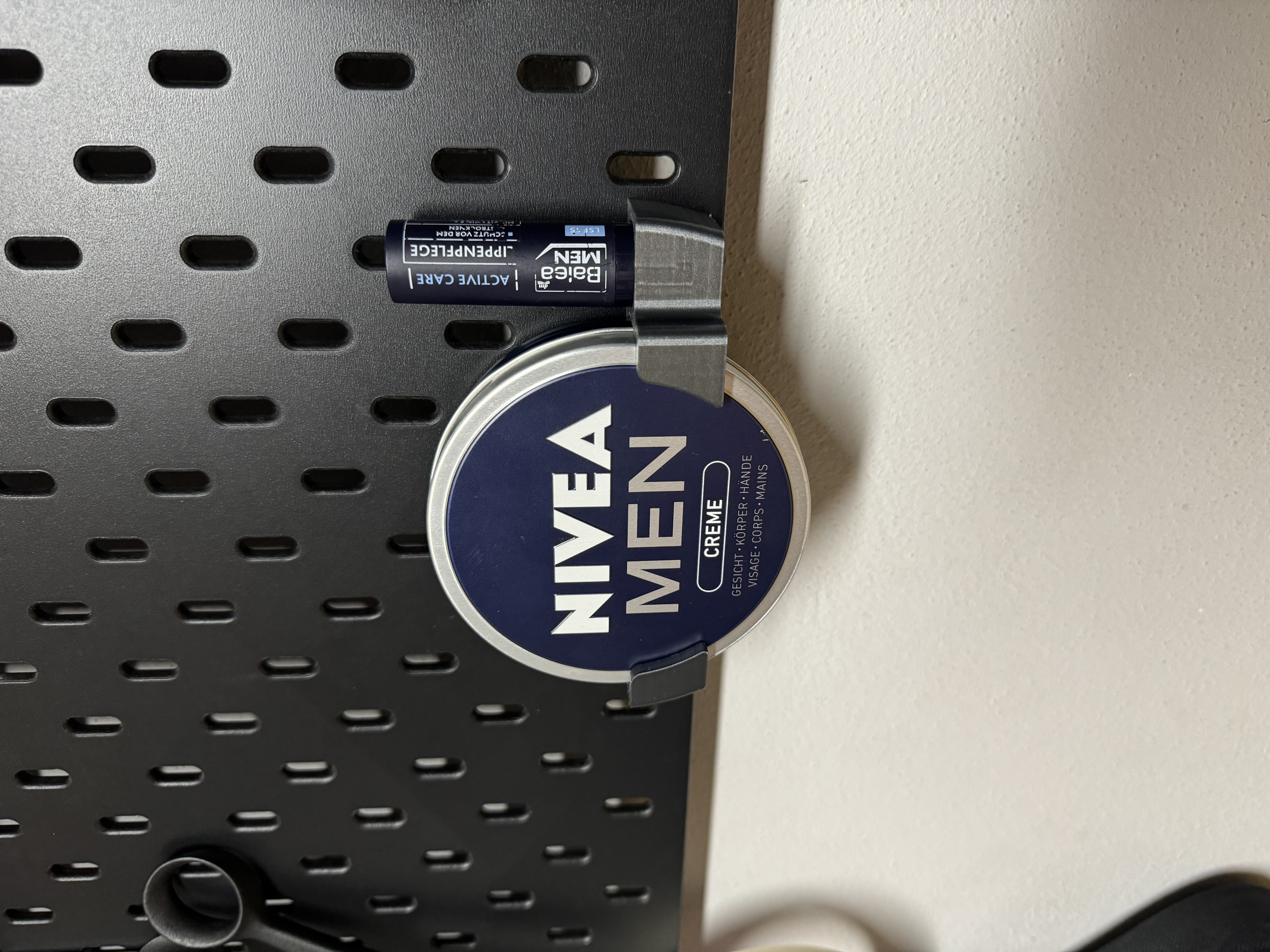 NIVEA creme holder for Skadis