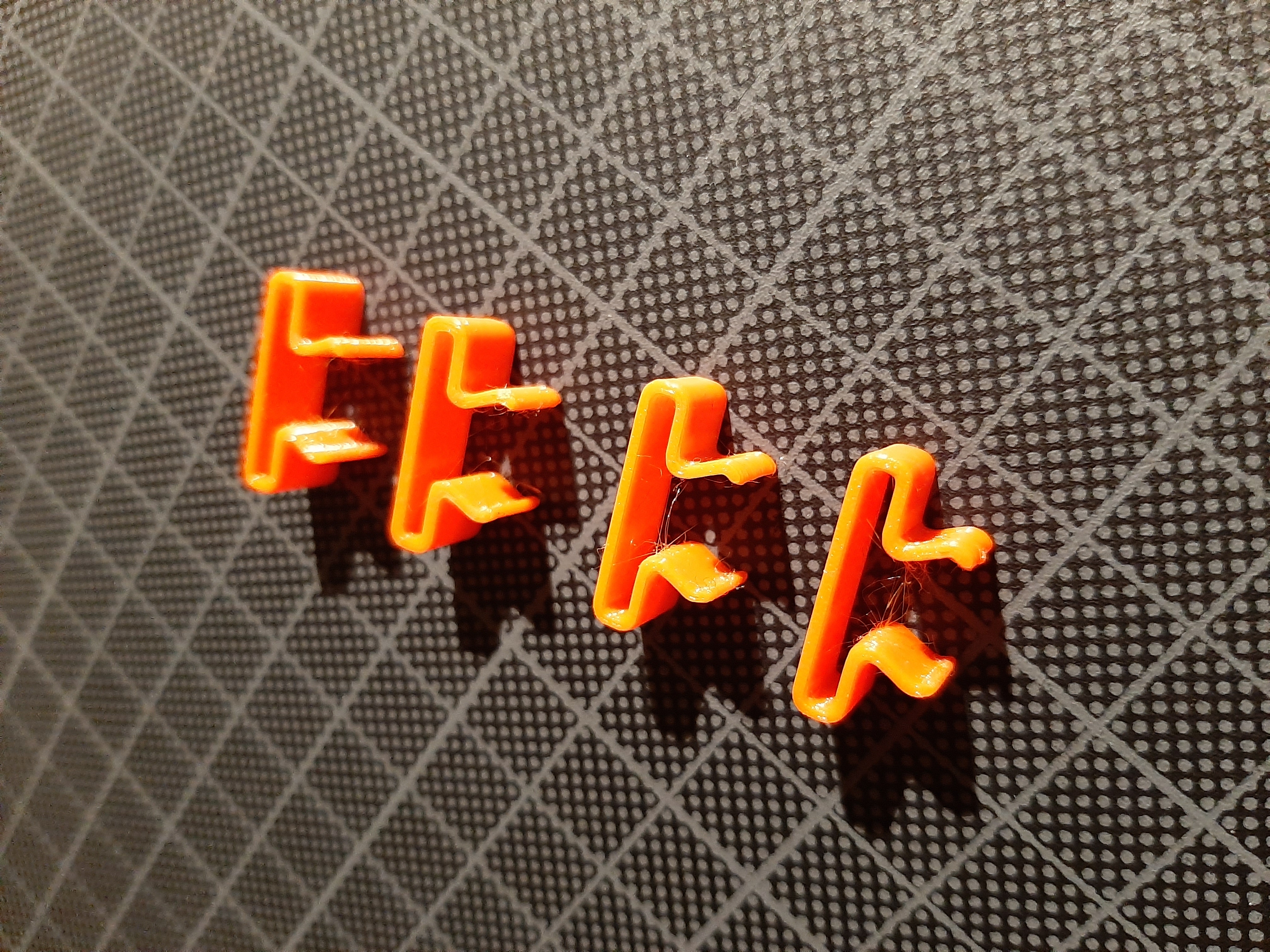 Miniatura 3 do modelo 3D PRUSA Mini(+) LCD Cable Clip