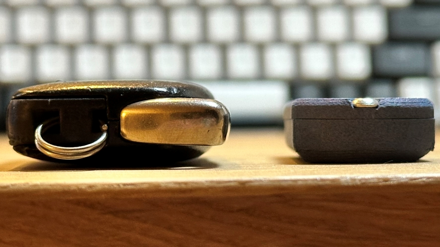 Mini Lexus Fob Shell — miniatura 3