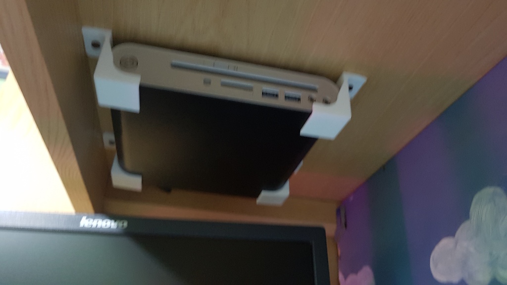 Asus EeeBox Supporto