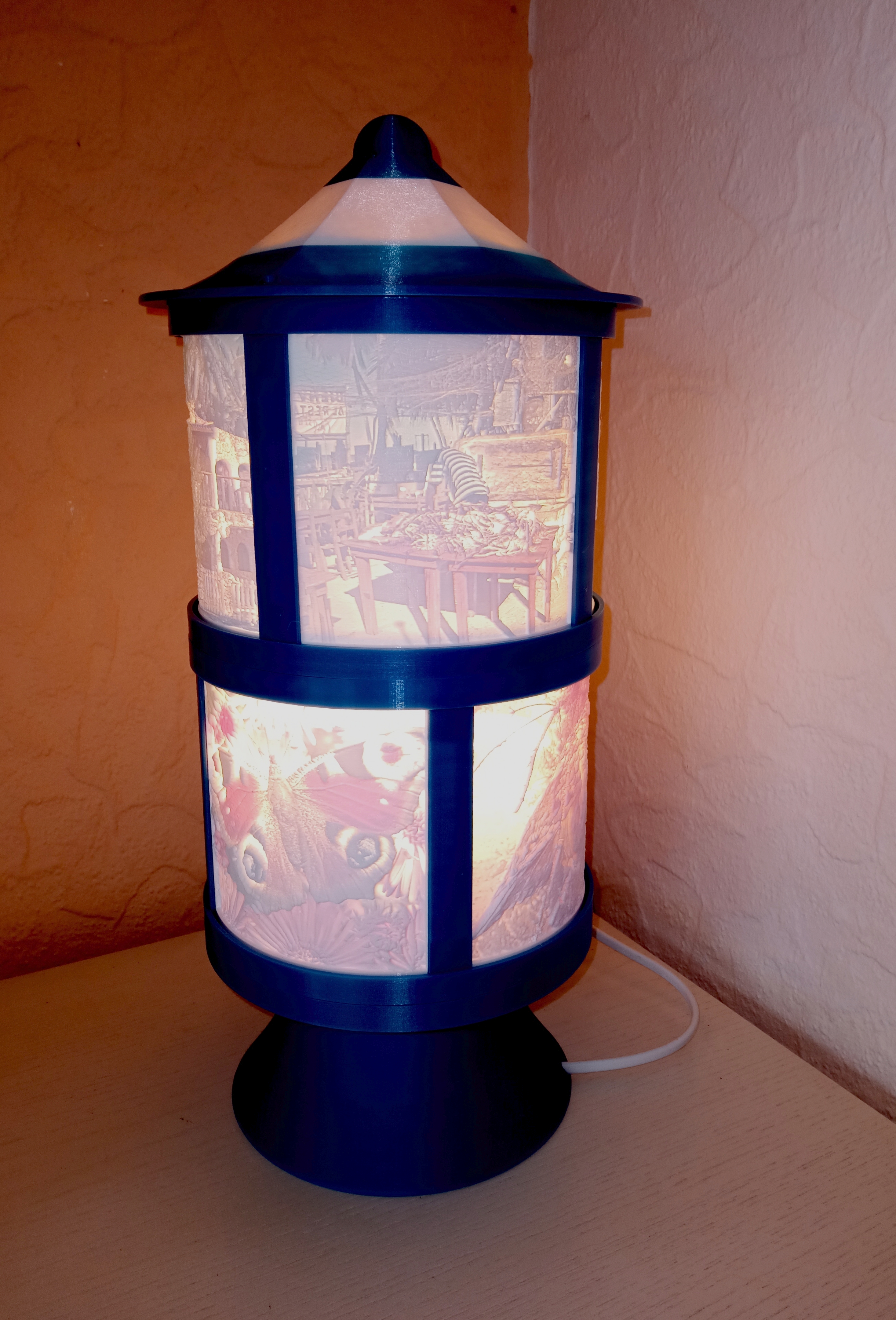 Miniatura 3 do modelo 3D Lithophane lamp tower