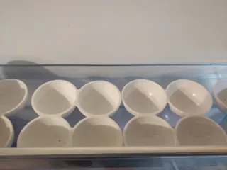 Egg tray / Eierbehälter