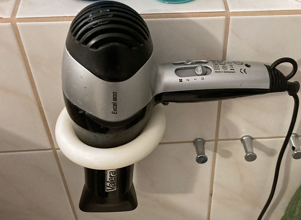 Föhnhalter (Hair Dryer Holder)