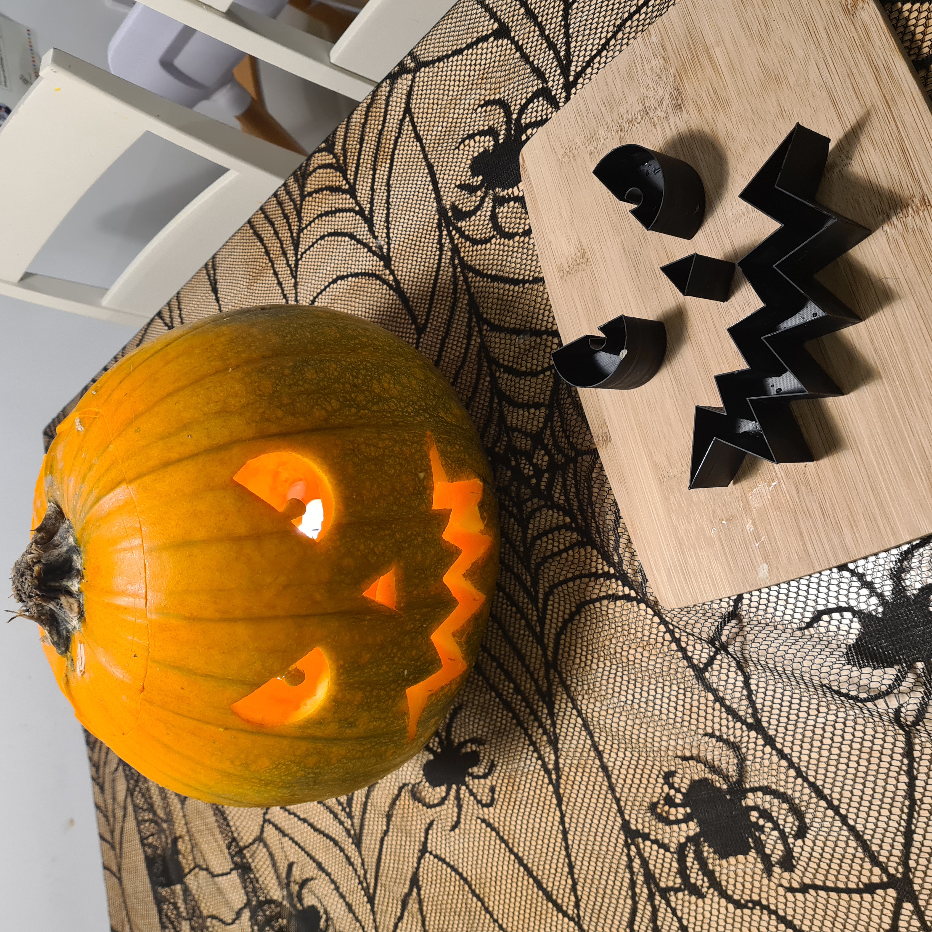 Halloween Pumpkin Cutter/Embosser Tool Stamp