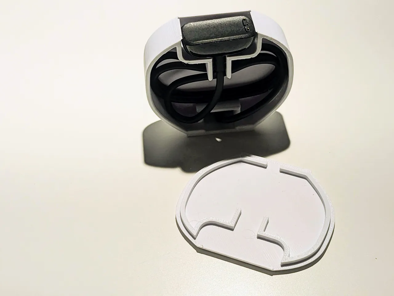 fitbit charge 5 &6 wall charging base by Tao Meng | Download free STL ...