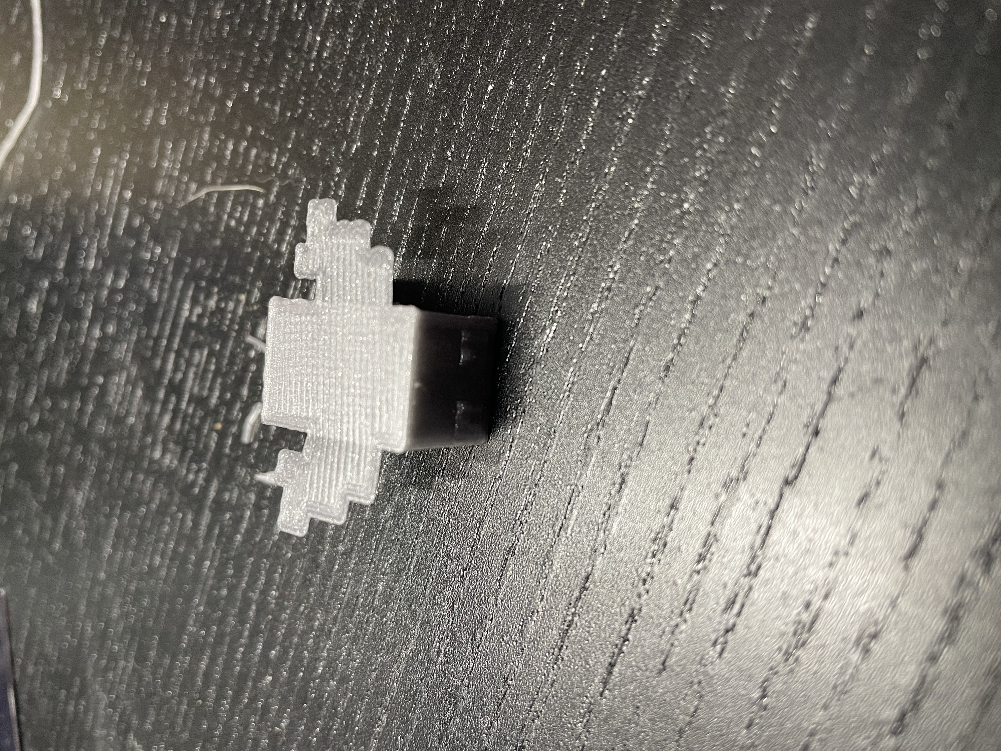 Miniatura 4 do modelo 3D Minecraft bee
