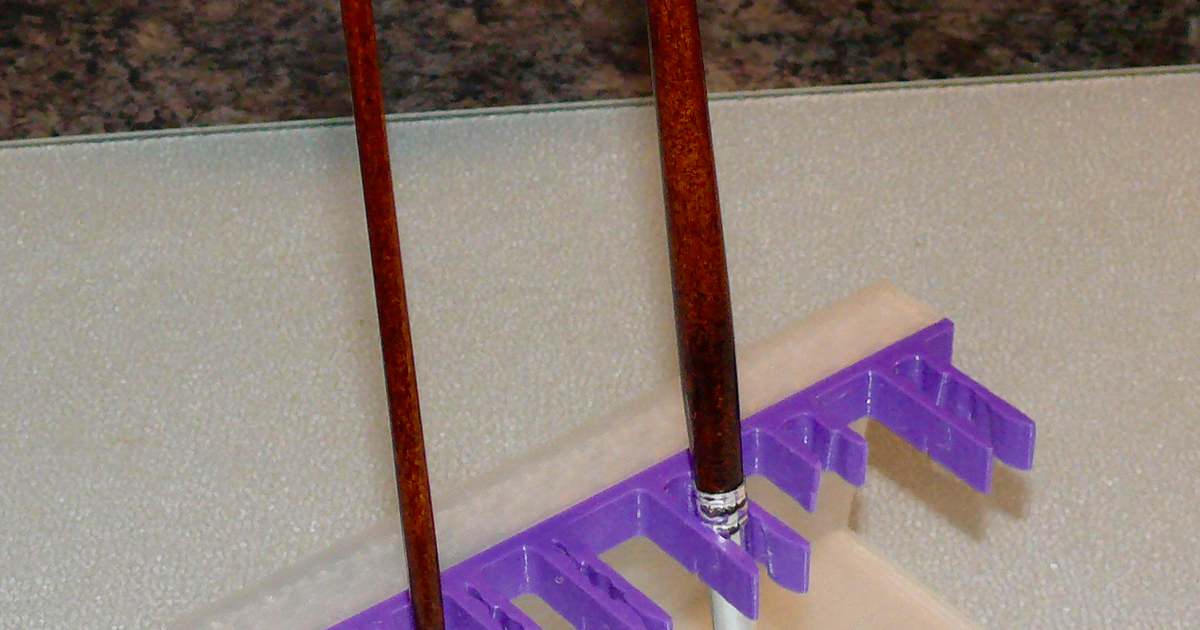 Vertical Paint Brush Holder by Brad Grier Download free STL model