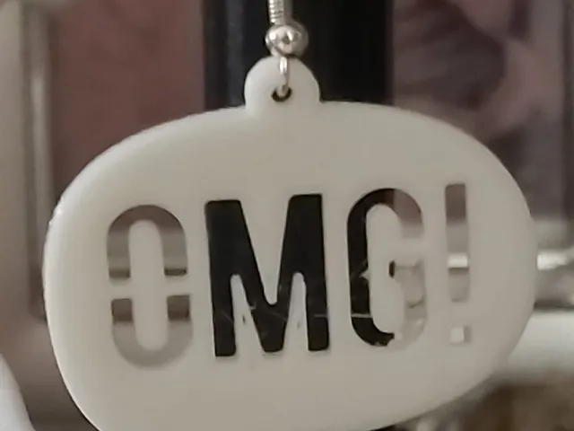 Orecchino OMG!