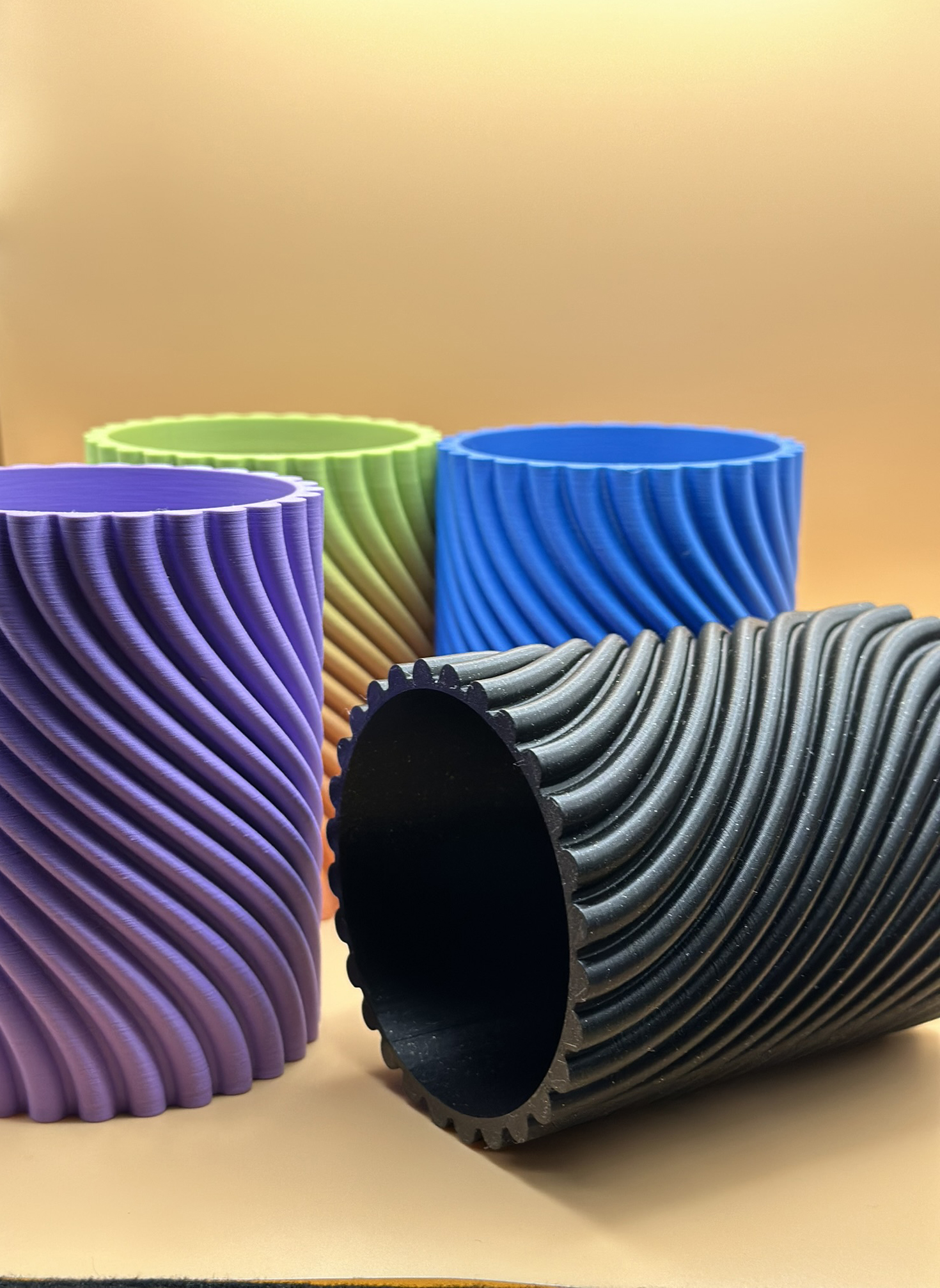 Twisted Wave Pen Holder — miniatura 2