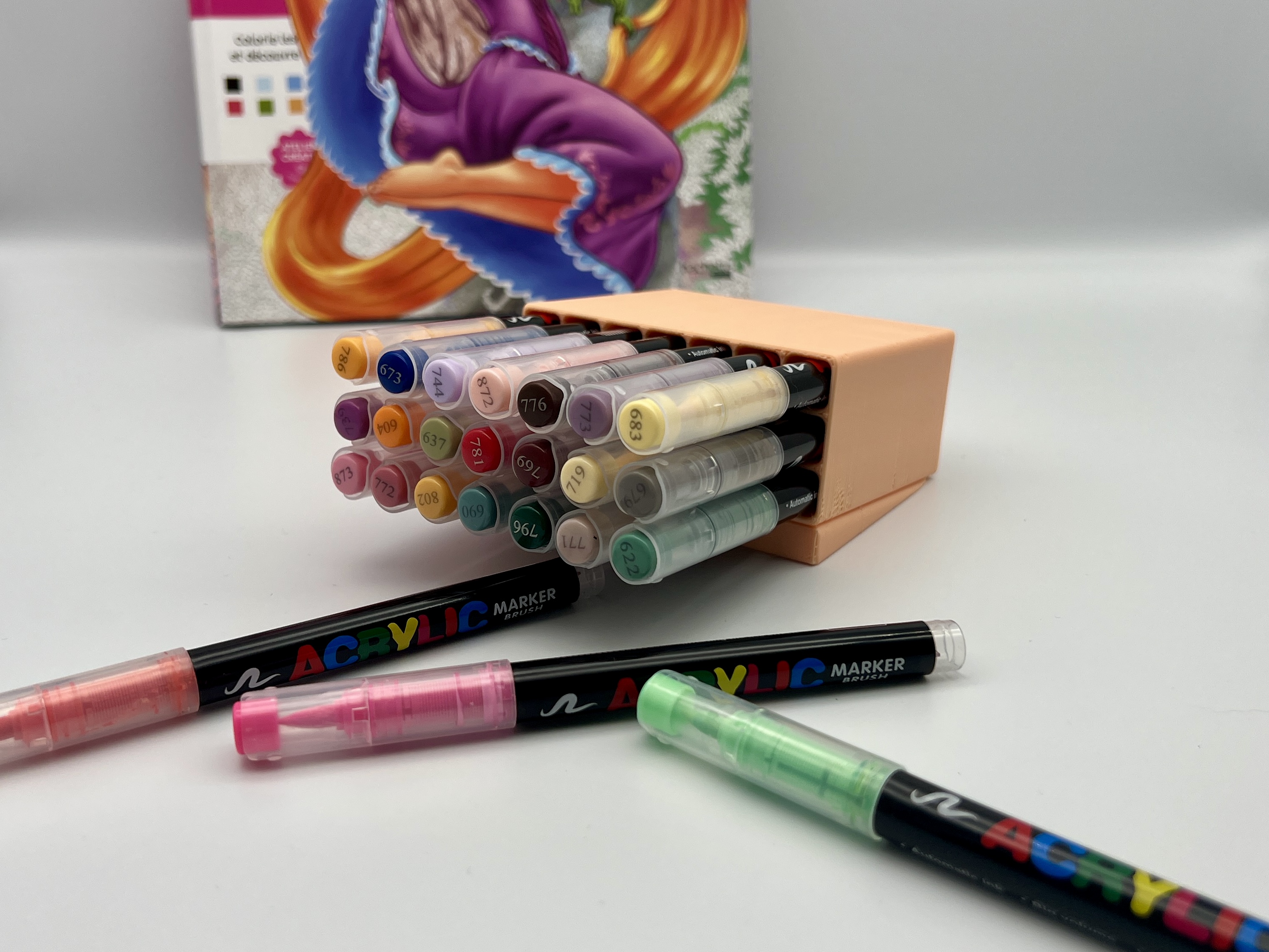 Acrylic Pen Holder for 11 mm Pens – 21 Slots Coloring Organizer for Disney Princess Books