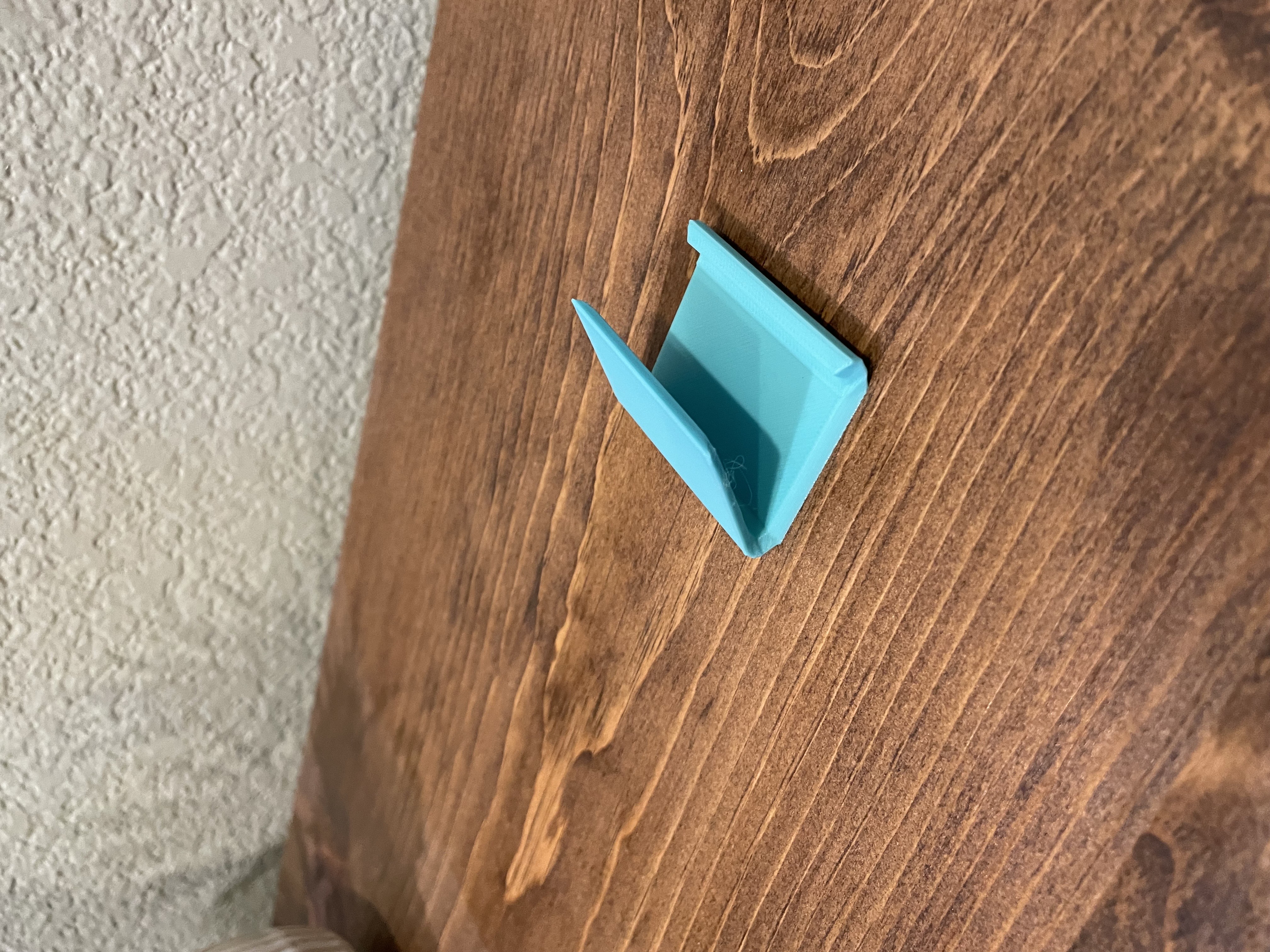 Cute Tiny Phone Holder – Pocket-Sized Stand