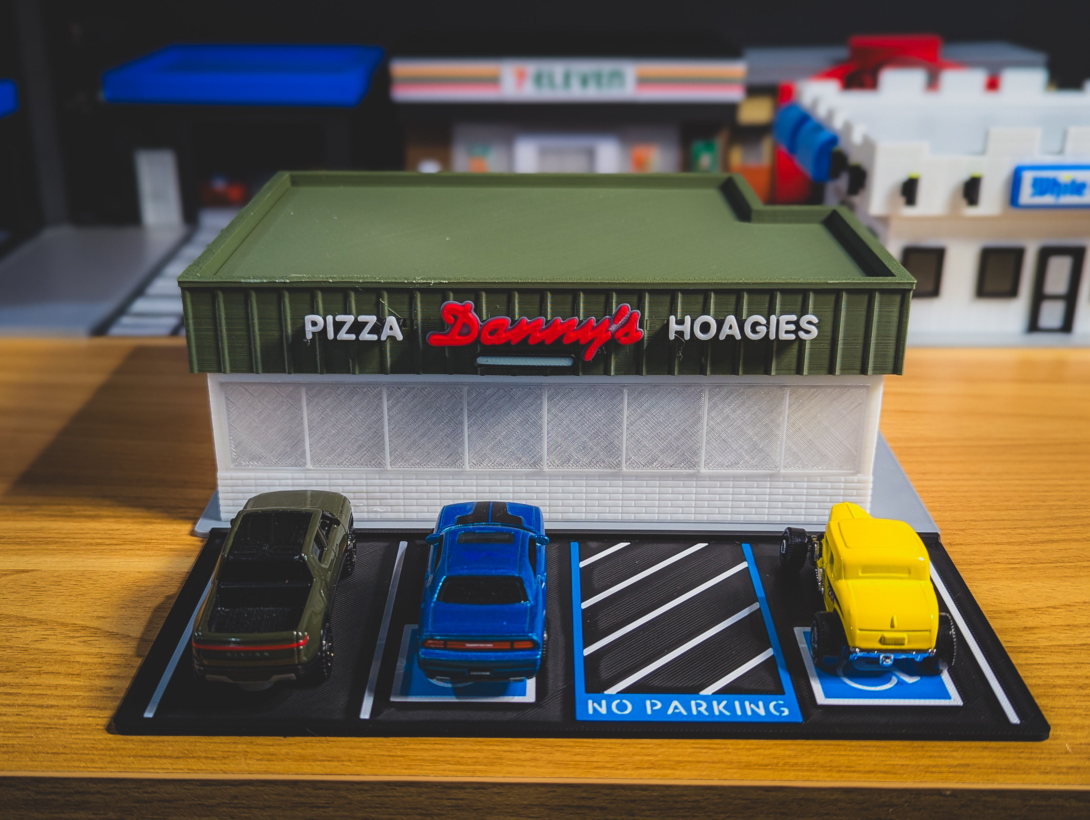 Danny's Pizza & Hoagies Model Set - 1:64 Scale Diorama — thumbnail 8