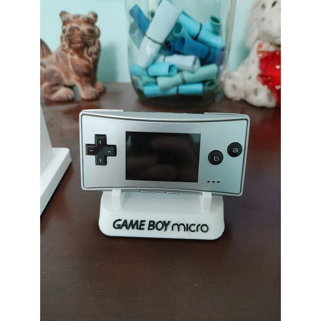 Miniatura 2 do modelo 3D gameboy micro display stand