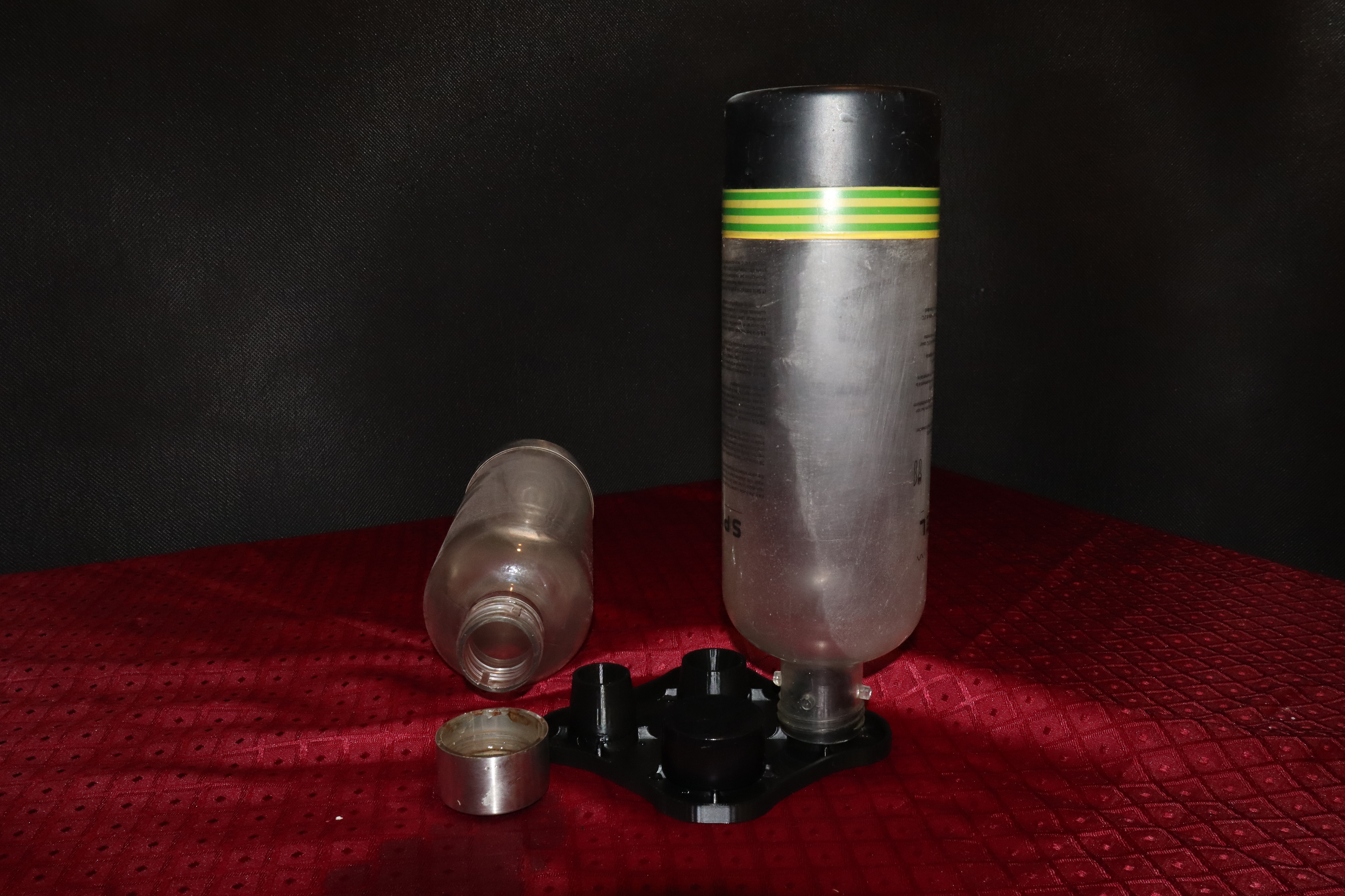 a drainer designed for drying soda stream bottles