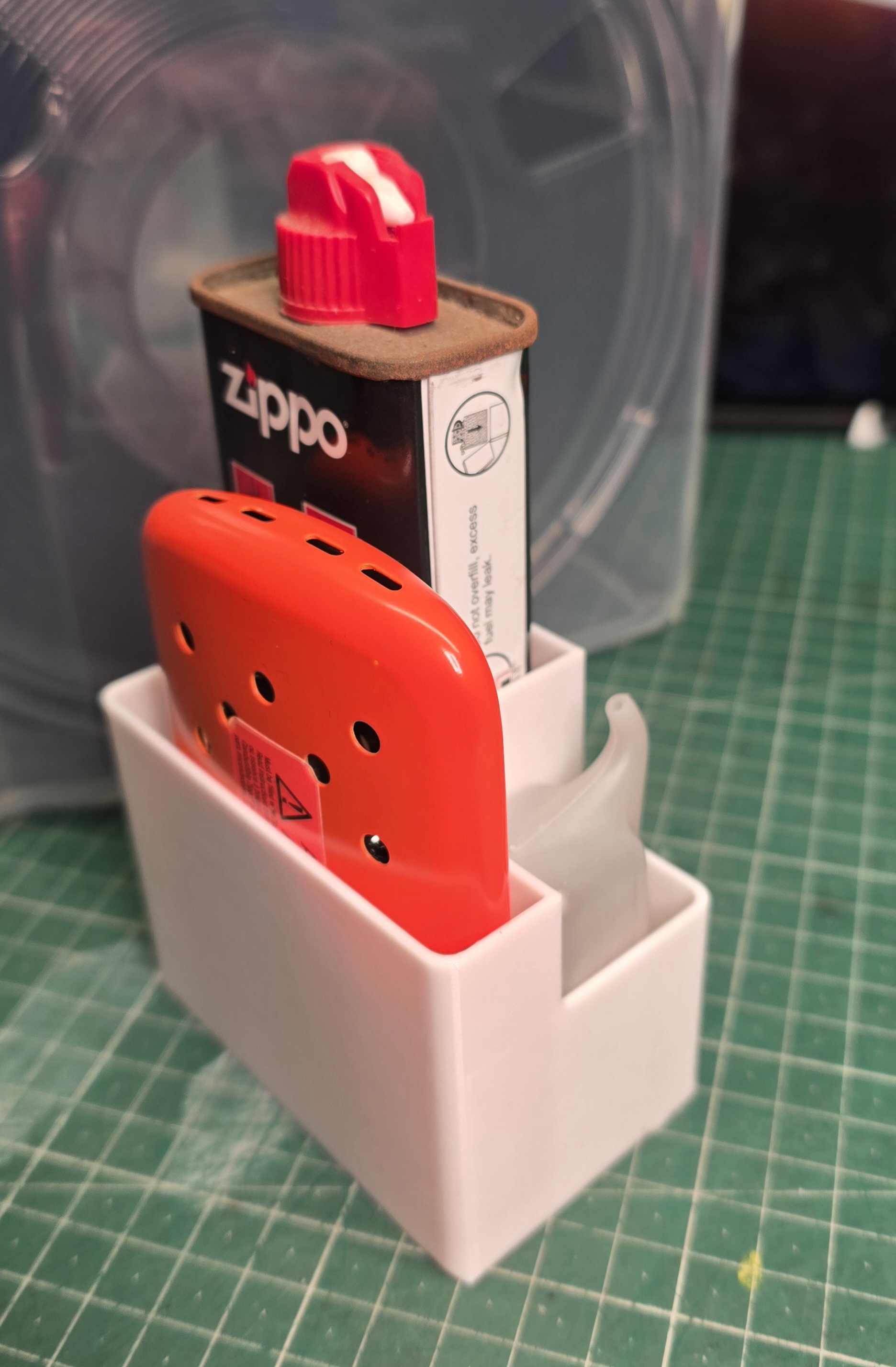 Zippo hand warmer storage