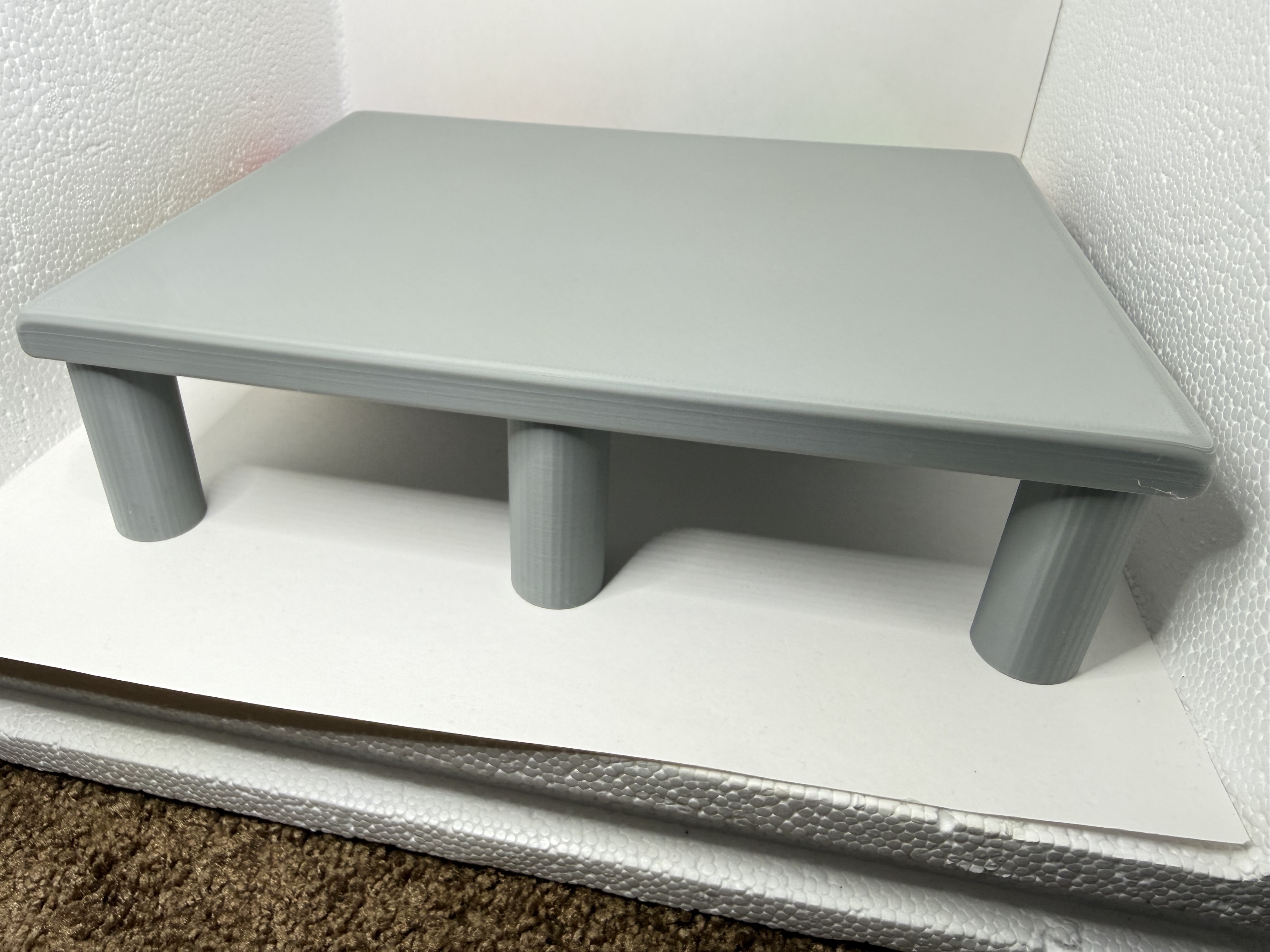 Miniatura 3 do modelo 3D Mini-laptop Table