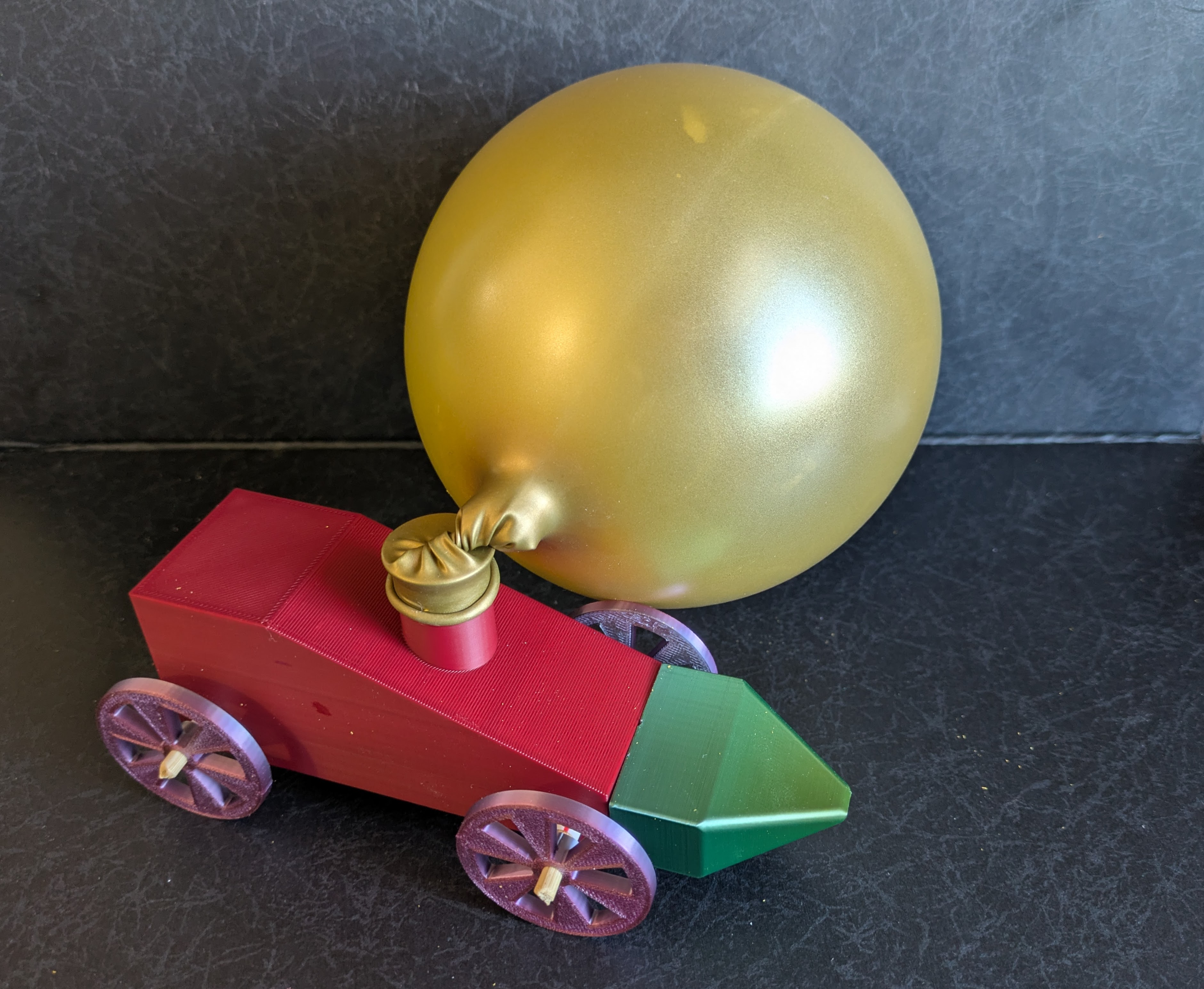 Balloon Cars for Modular Engineering in STEM