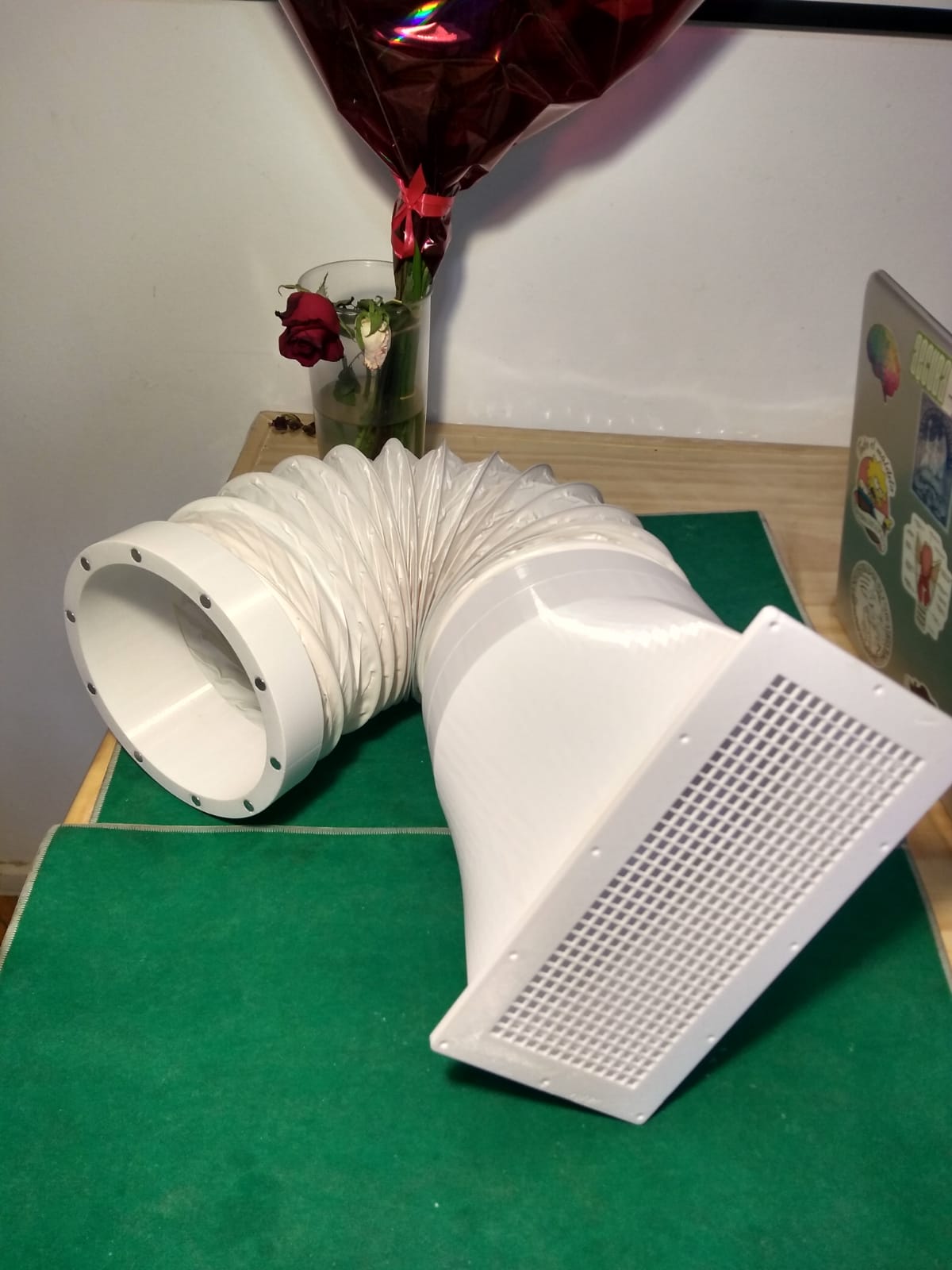 Magnetic Window Ventilation Duct 150mm 6 inch Hose Connector Prusa Core One || Conducto de ventilación magnético para ventana 150 mm, 6"  Conector de manguera Prusa Core One, Creality K1