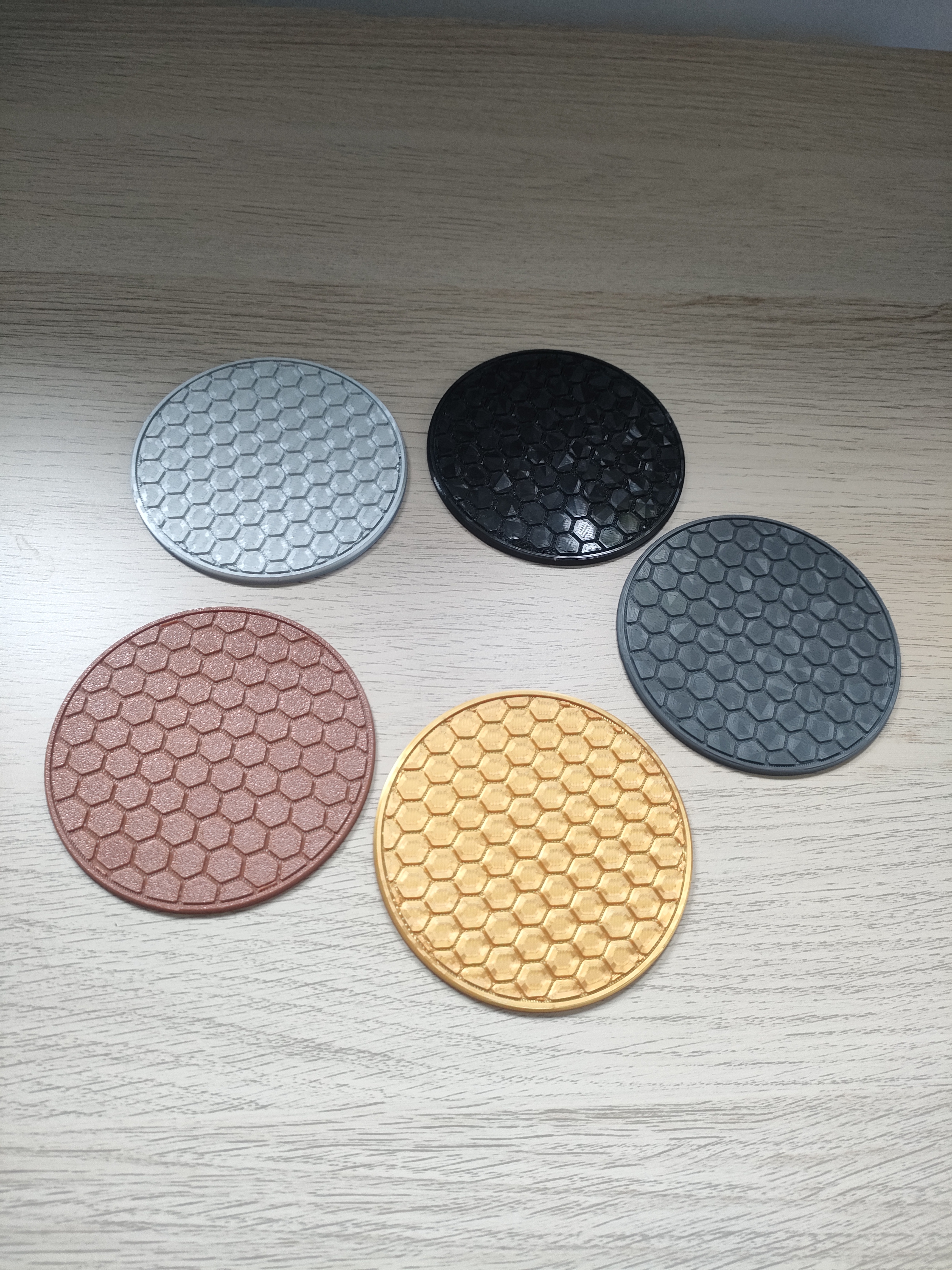 Miniatura 4 do modelo 3D Coasters with holder - Hexagonal pattern