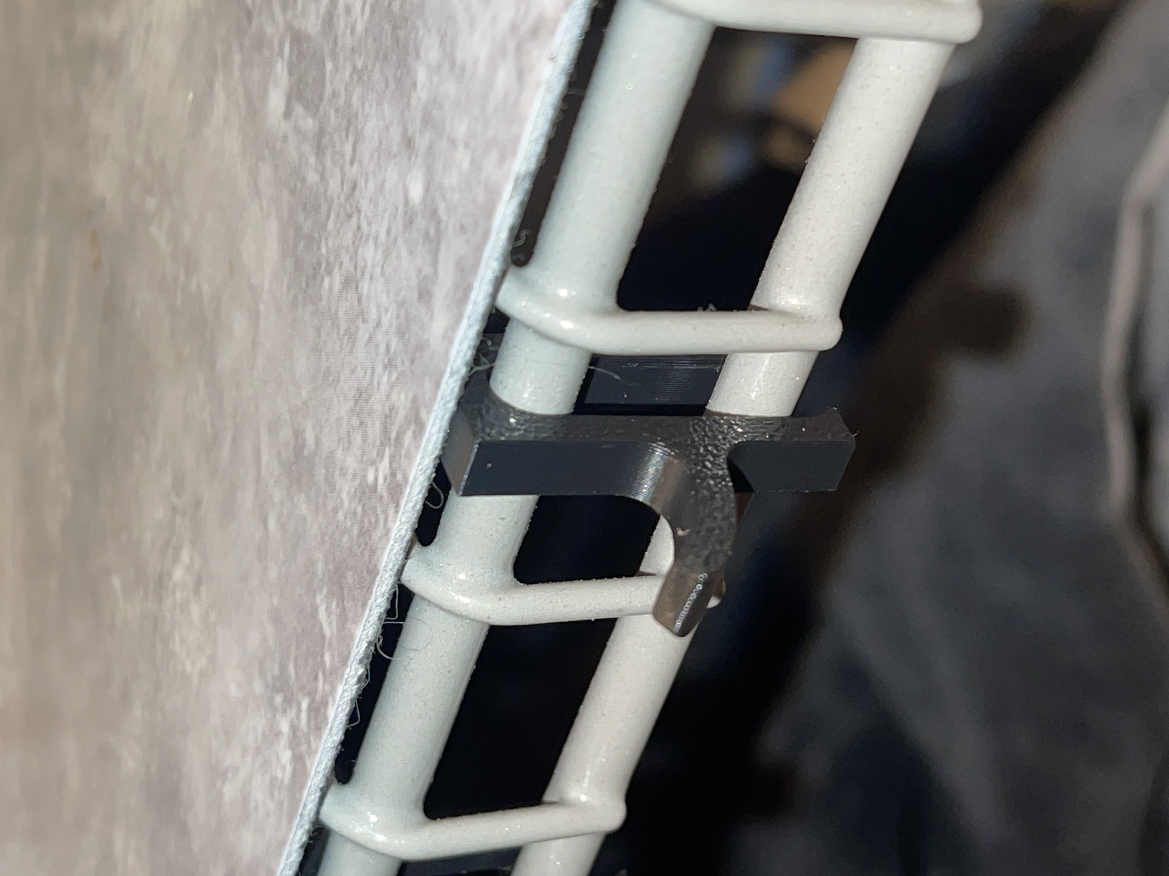 Key Hook for Closetmaid Shelves by Richard Download free STL model