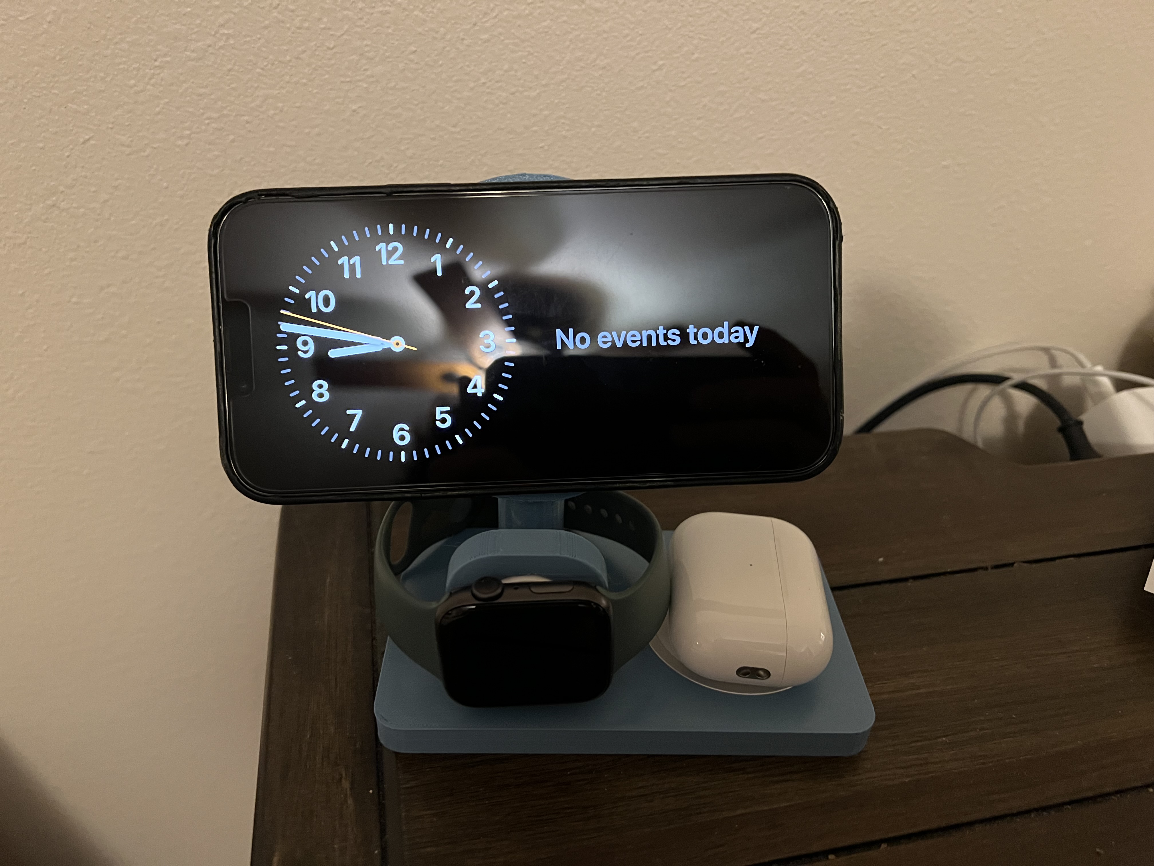 Horizontal iPhone Magsafe (Standby) & Apple Watch & AirPods Stand