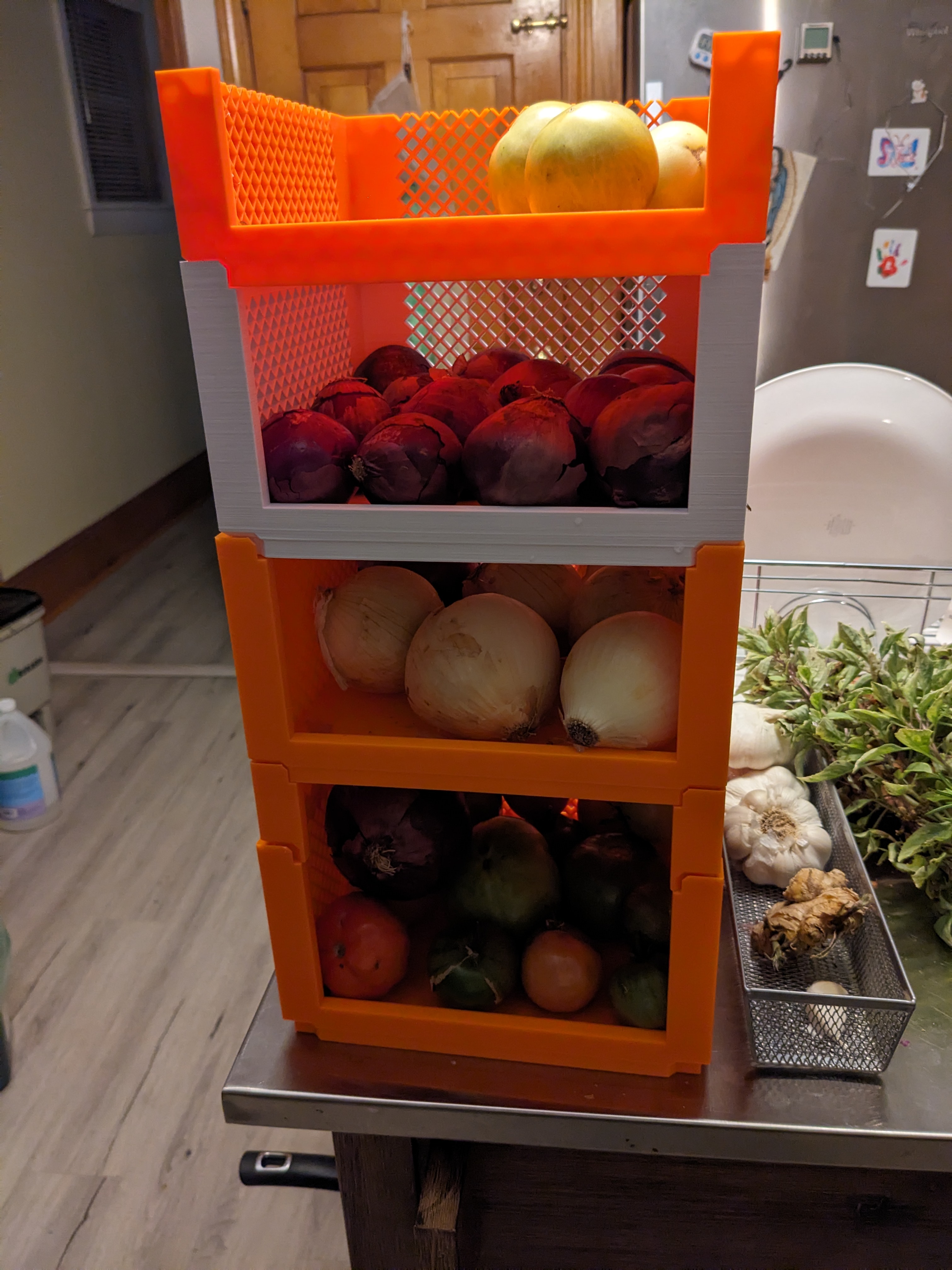 Stackable Fruit bin (parameteric)