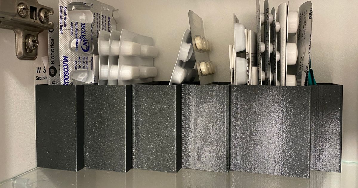 Blister Holder Pill Organizer by haennix Download free STL model