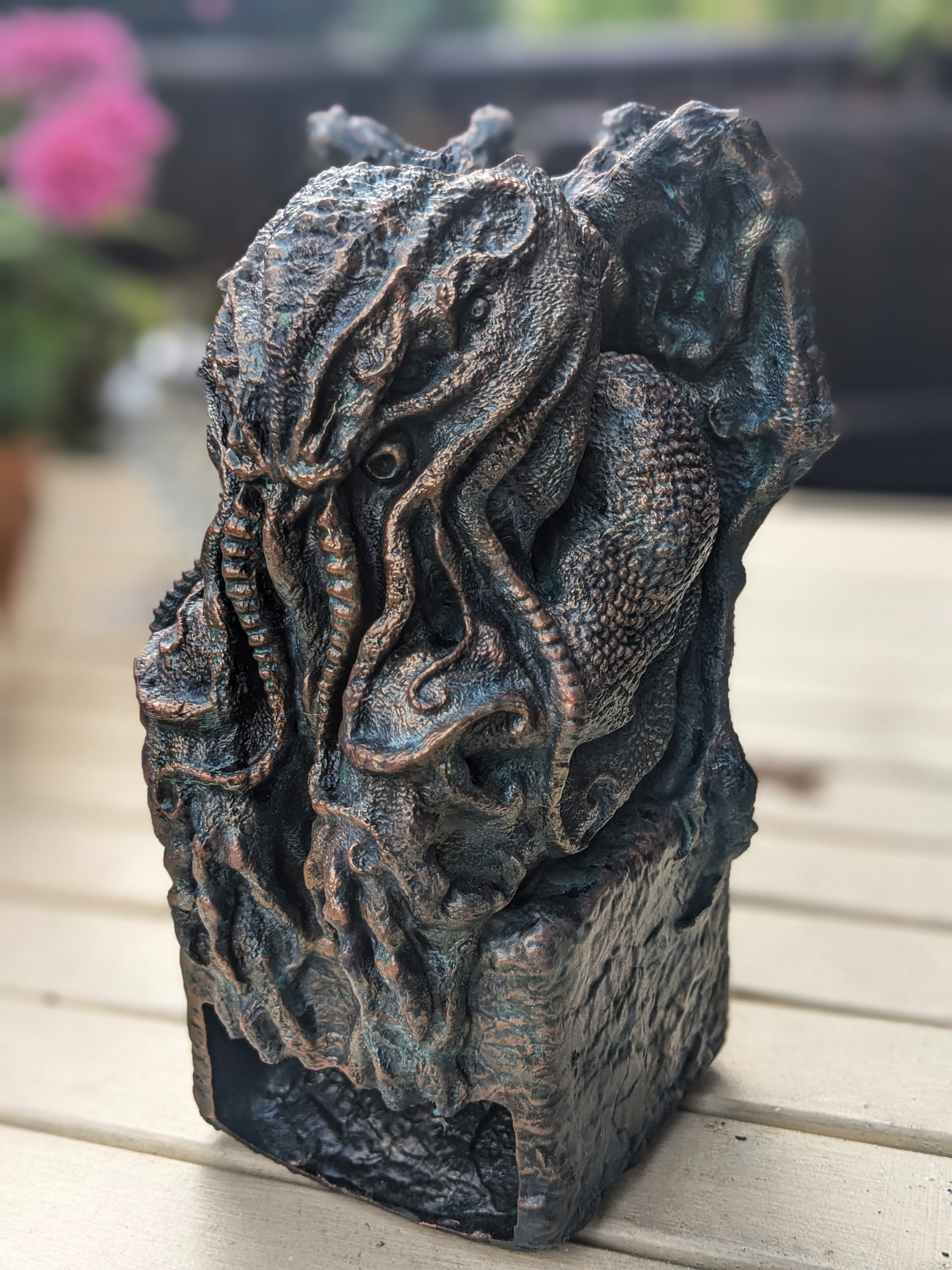 Cthulhu idol dice tower - Higher resolution