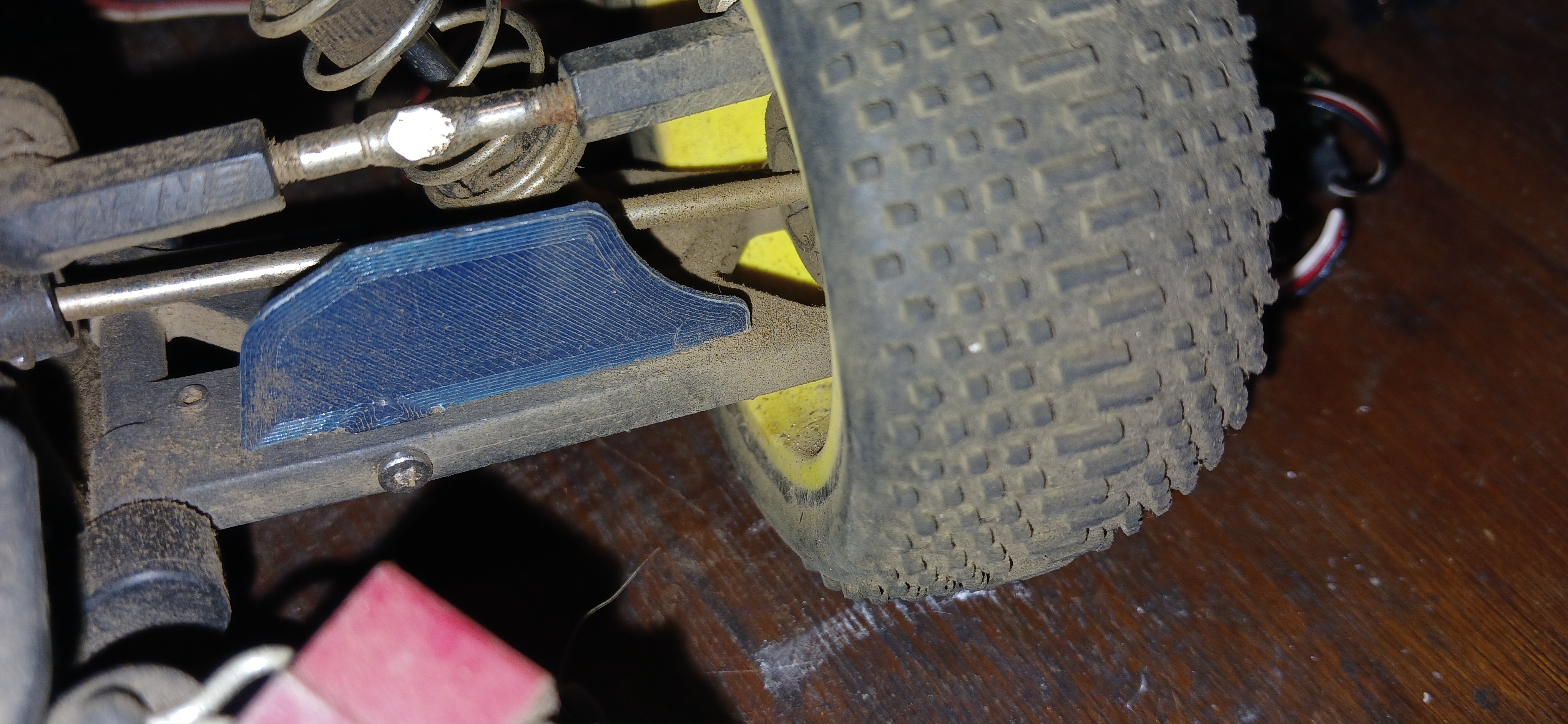 Losi Mini8ight rear shaft protectors